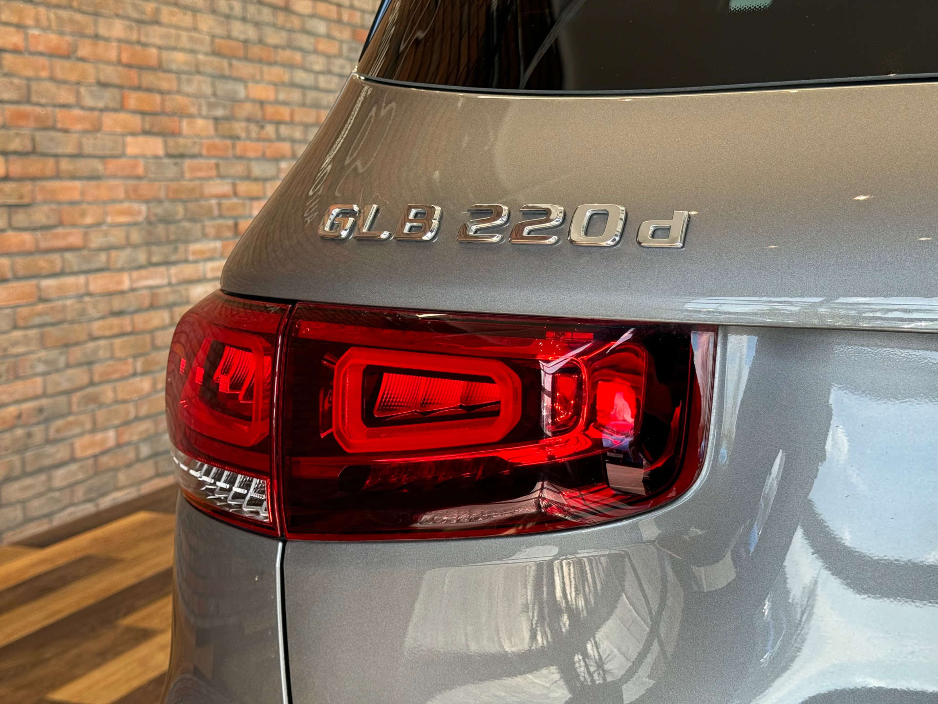 MERCEDES-BENZ GLB 2.0 GLB 220 AMG Line Premium+ Night Edition D 4MA 4WD 5dr #25