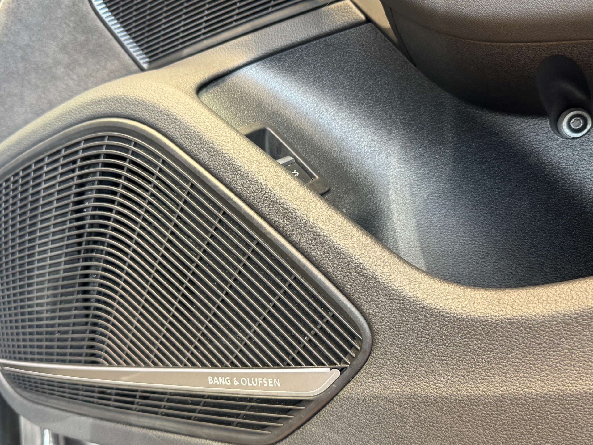 AUDI A4 3.0 S4 TDI MHEV Quattro Auto 4WD 5dr #40