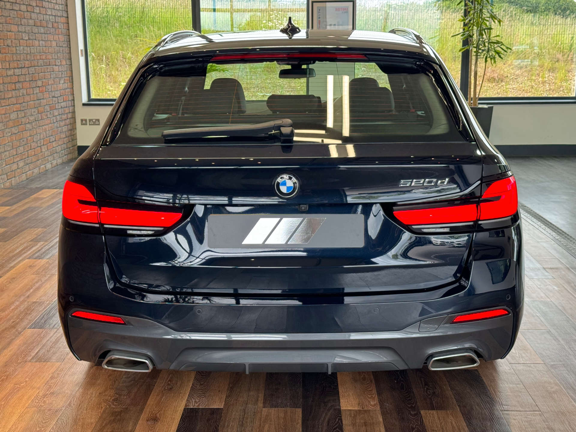 BMW 5 SERIES 2.0 520d M Sport MHEV Auto 5dr #8