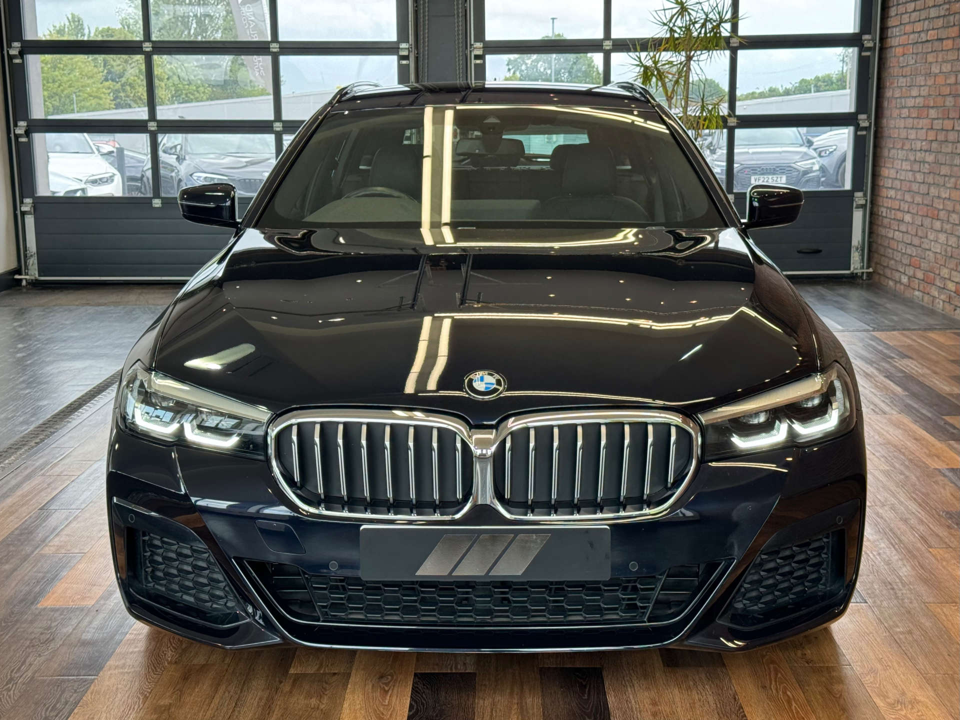 BMW 5 SERIES 2.0 520d M Sport MHEV Auto 5dr #10