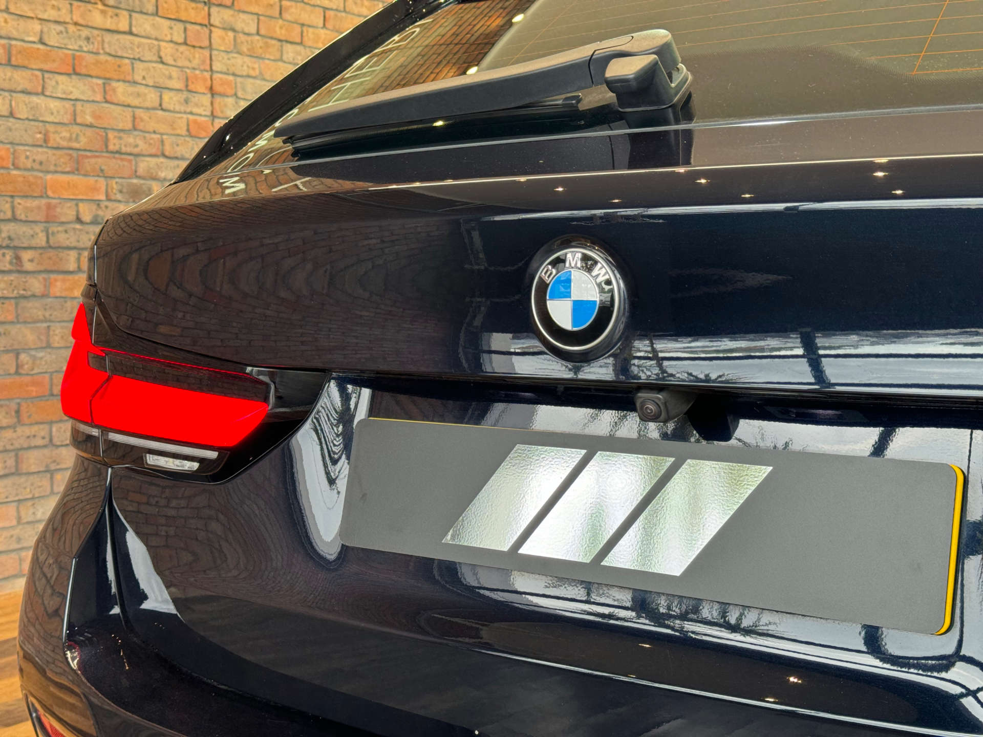 BMW 5 SERIES 2.0 520d M Sport MHEV Auto 5dr #16