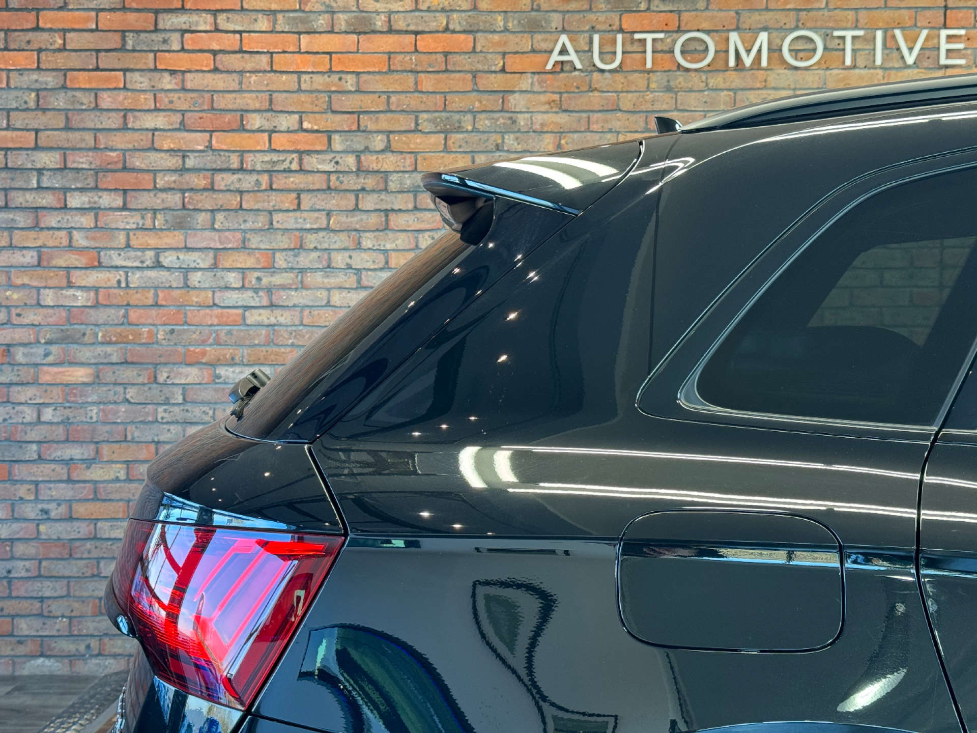 AUDI Q5 2.0 Q5 PHEV S Line Edition 1 50 TFSI E Quattro Semi-Auto 4WD 5dr #24