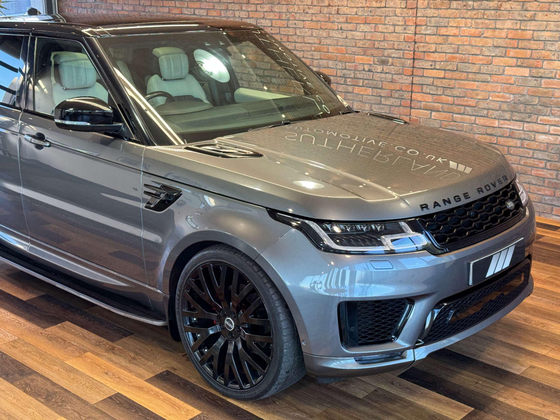 LAND ROVER RANGE ROVER SPORT 3.0 Range Rover Sport Autobiography Dynamic SDV6 Auto 4WD 5dr #16