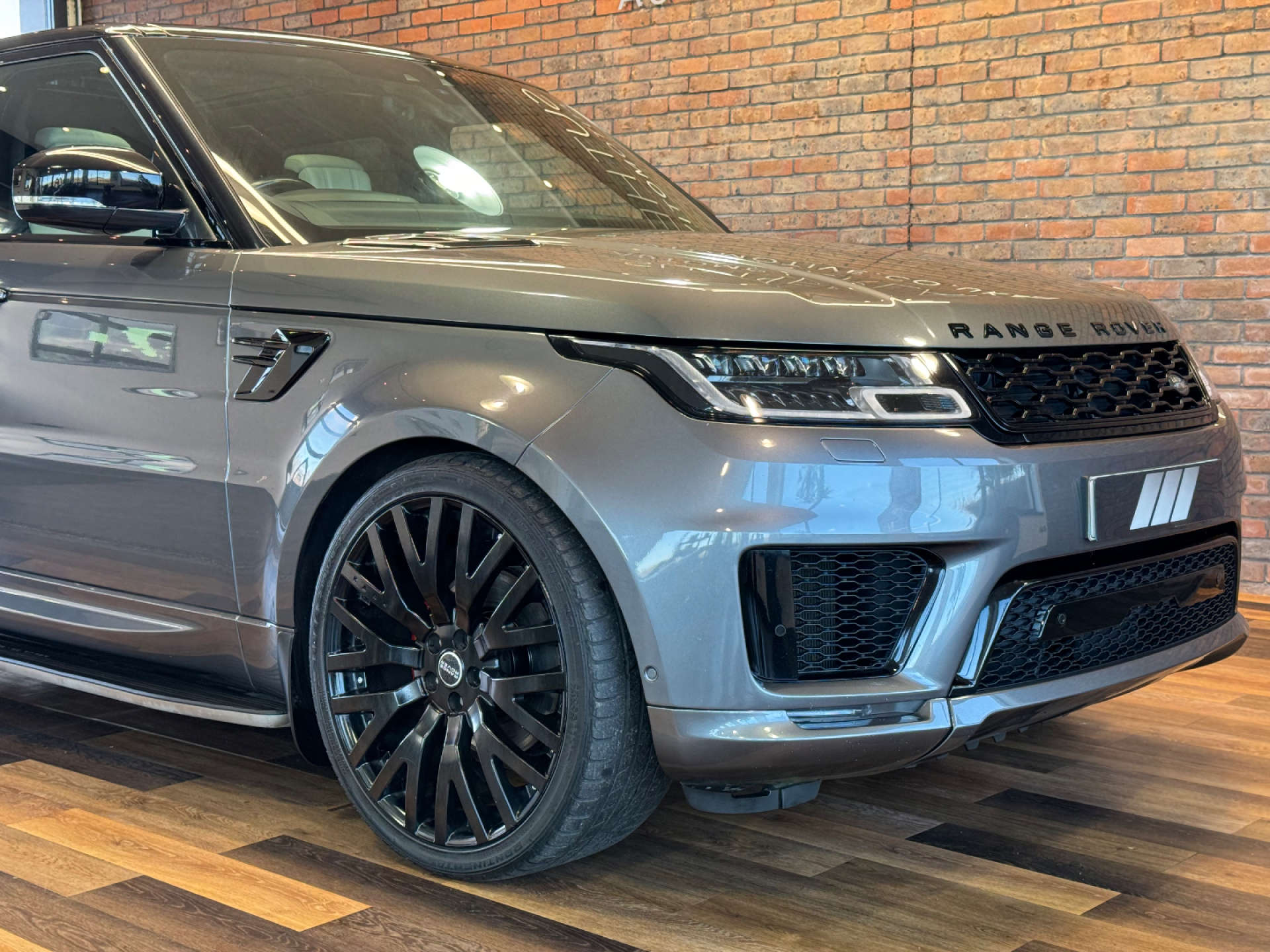 LAND ROVER RANGE ROVER SPORT 3.0 Range Rover Sport Autobiography Dynamic SDV6 Auto 4WD 5dr #17
