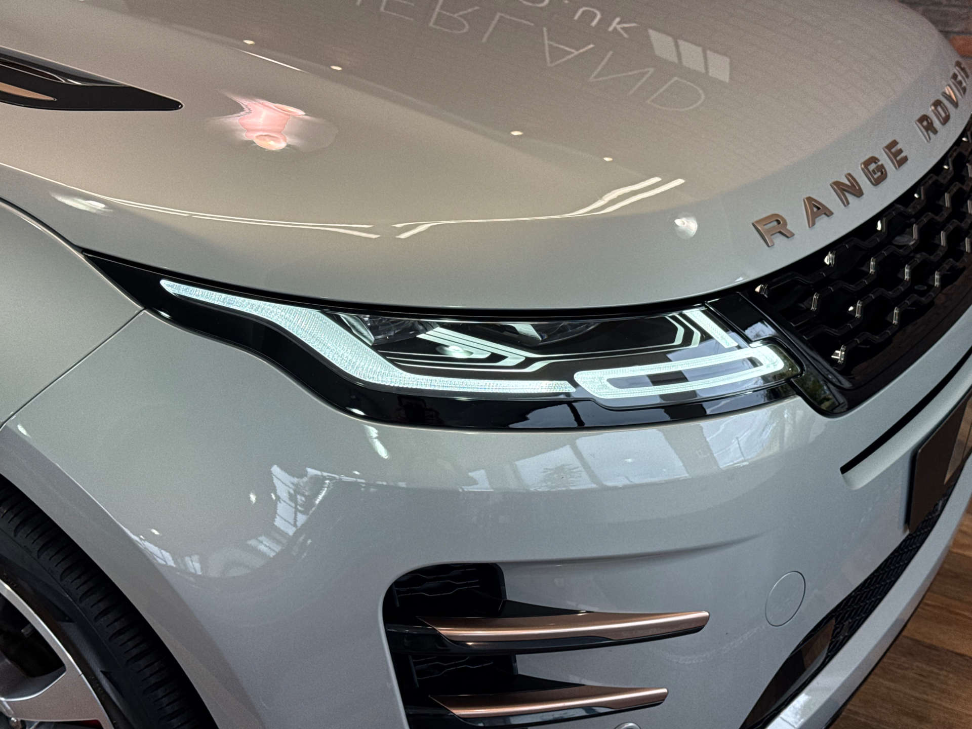 LAND ROVER RANGE ROVER EVOQUE 2.0 Range Rover Evoque Autobiography MHEV Auto 4WD 5dr #32