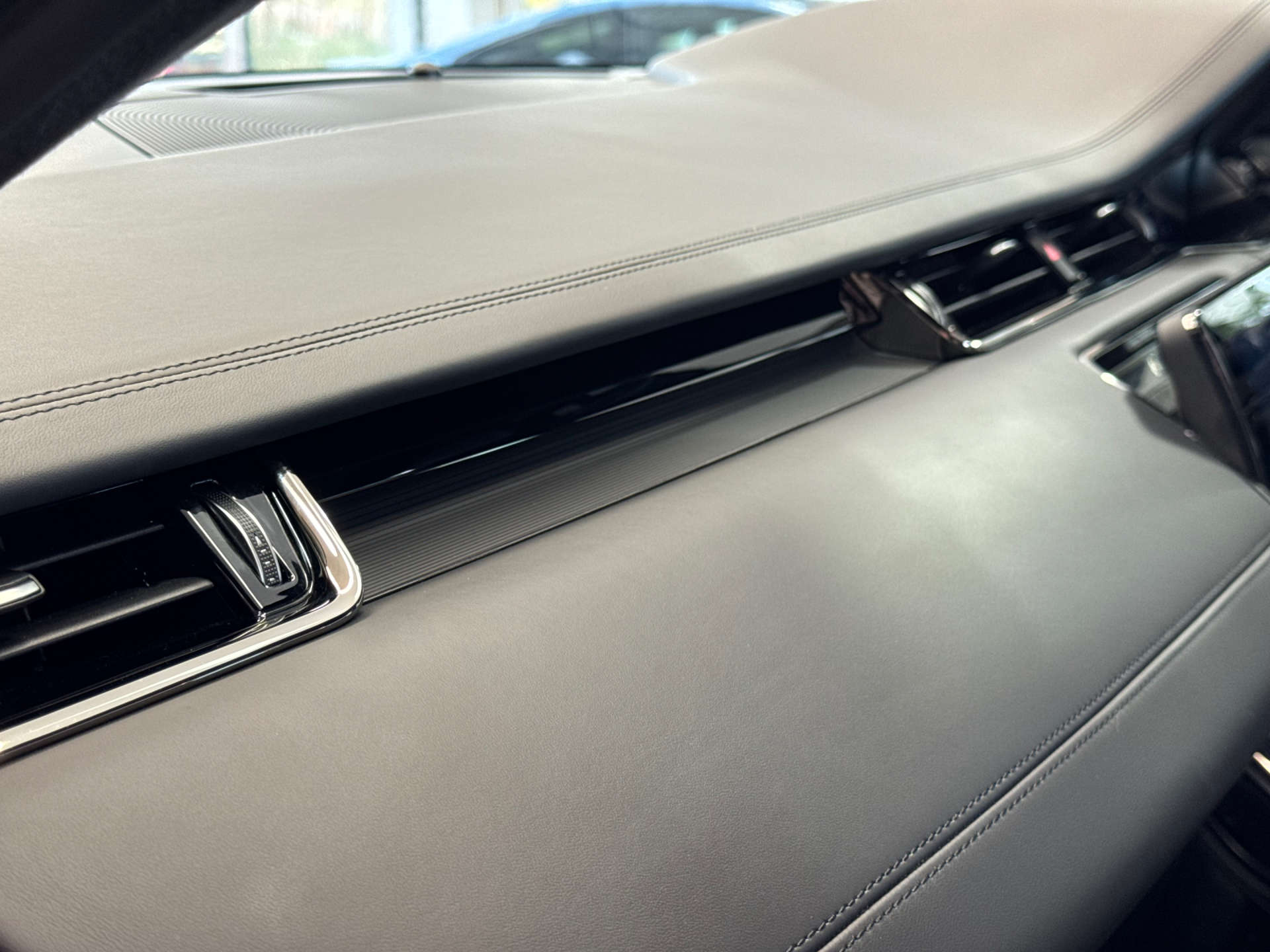 LAND ROVER RANGE ROVER EVOQUE 2.0 Range Rover Evoque Autobiography MHEV Auto 4WD 5dr #52