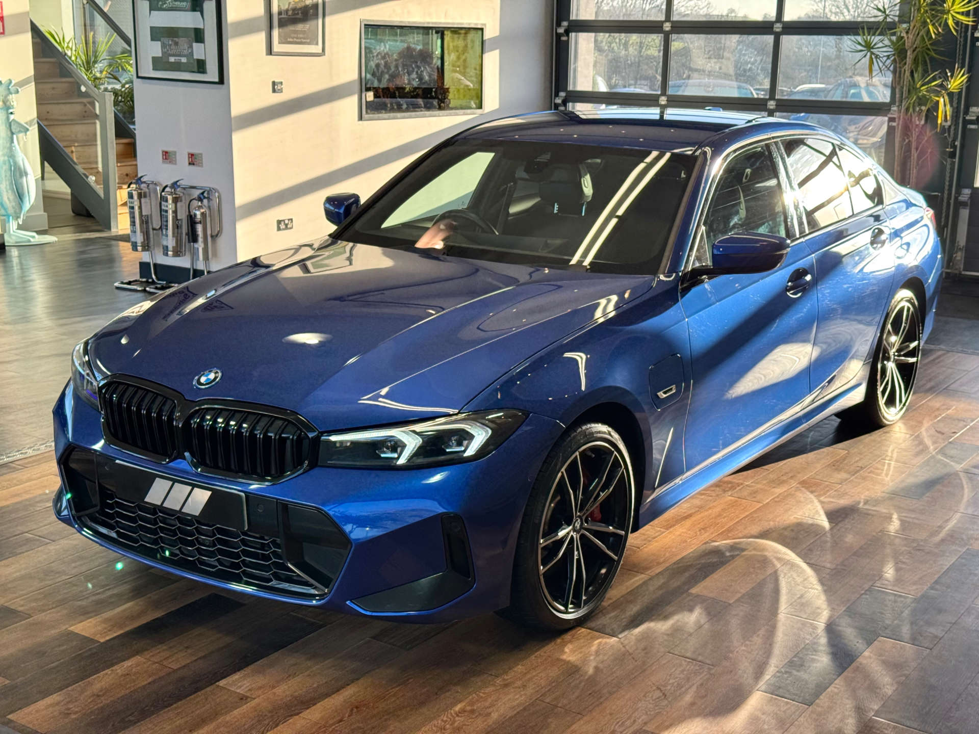 BMW 3 SERIES 2.0 330E M Sport Auto 4dr #8