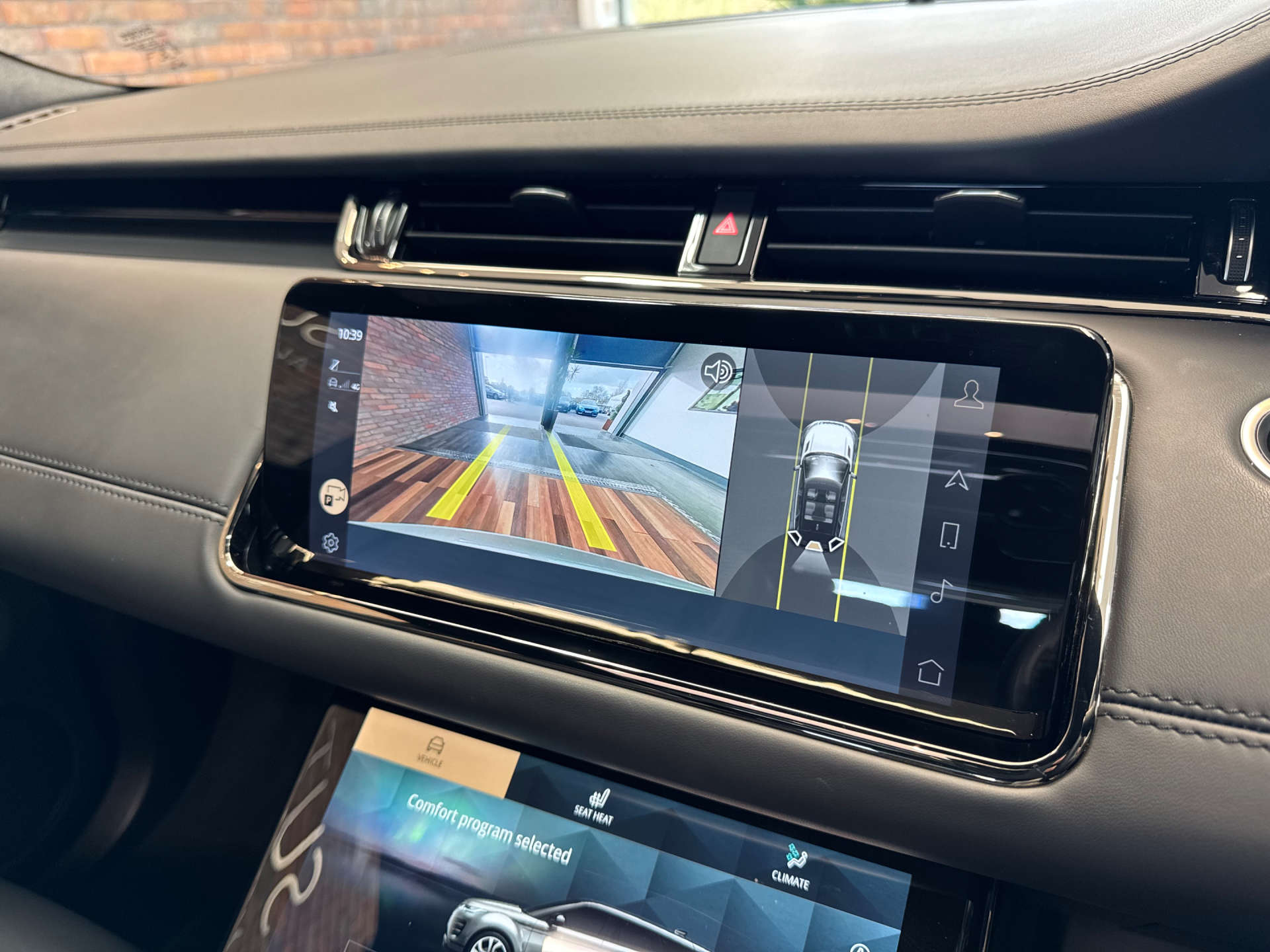 LAND ROVER RANGE ROVER EVOQUE 2.0 Range Rover Evoque Autobiography MHEV Auto 4WD 5dr #57