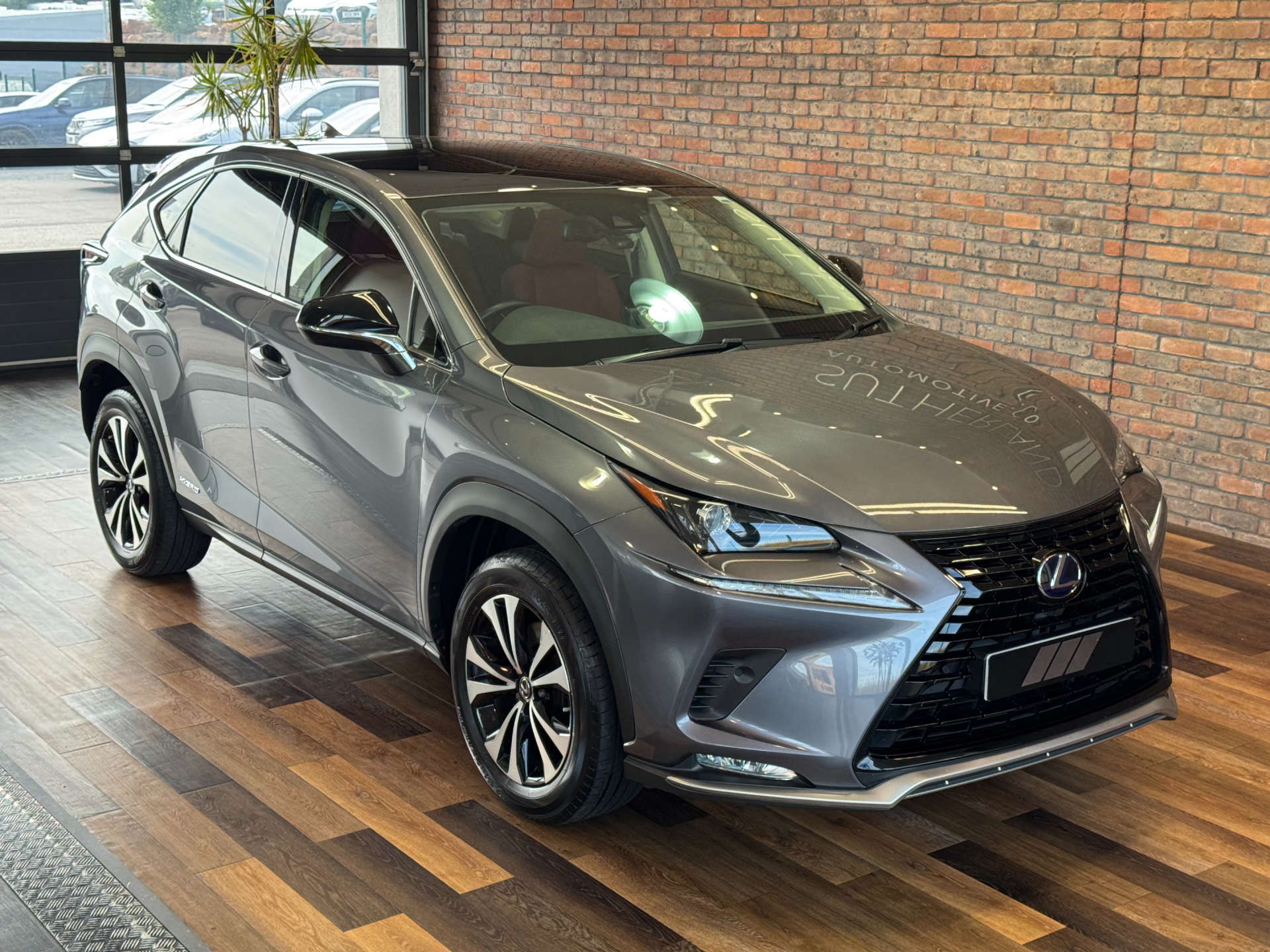 LEXUS NX 2.5 NX 300h CVT 4WD 5dr #5
