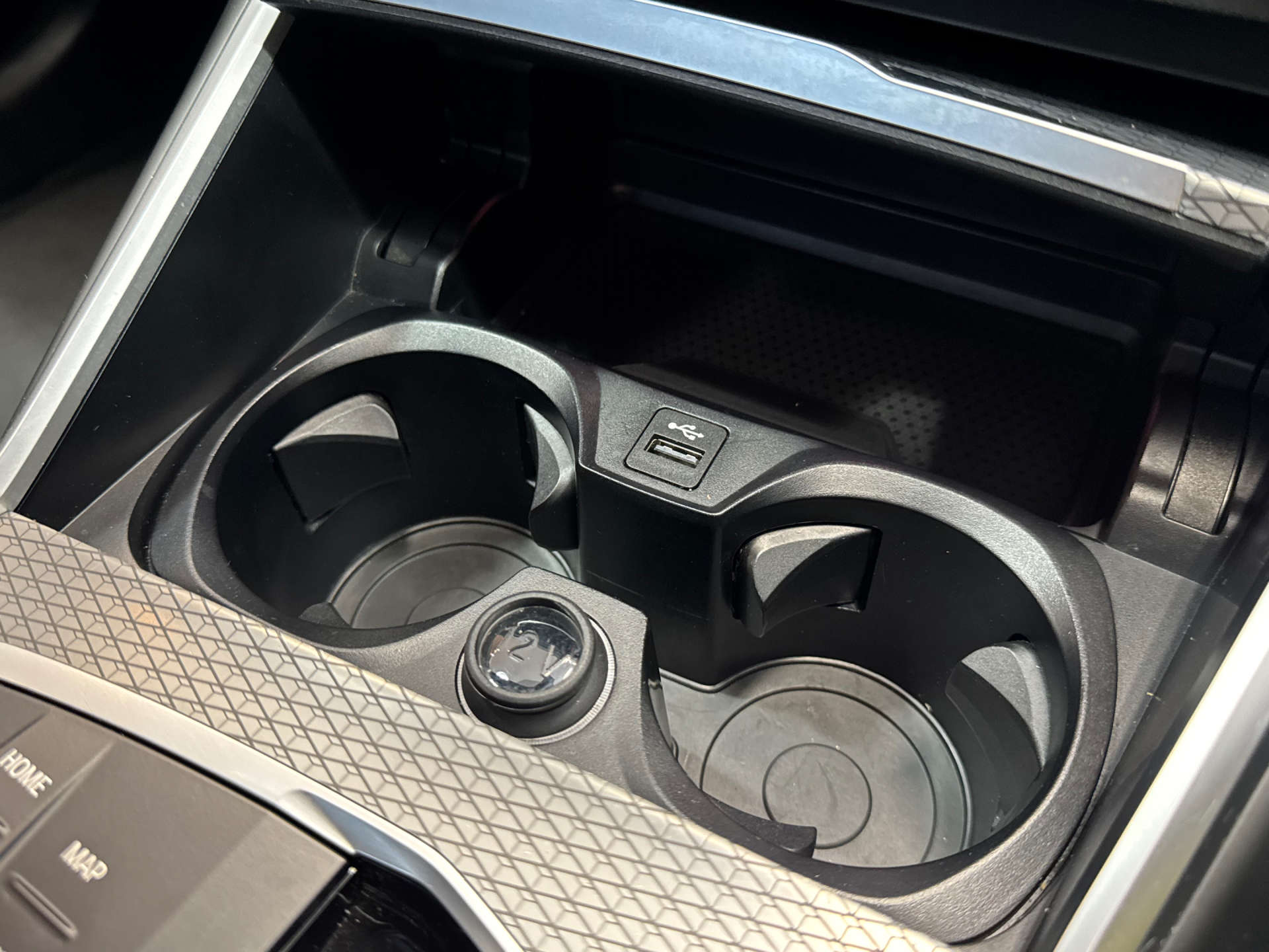 BMW 3 SERIES 2.0 330E M Sport Auto 4dr #47