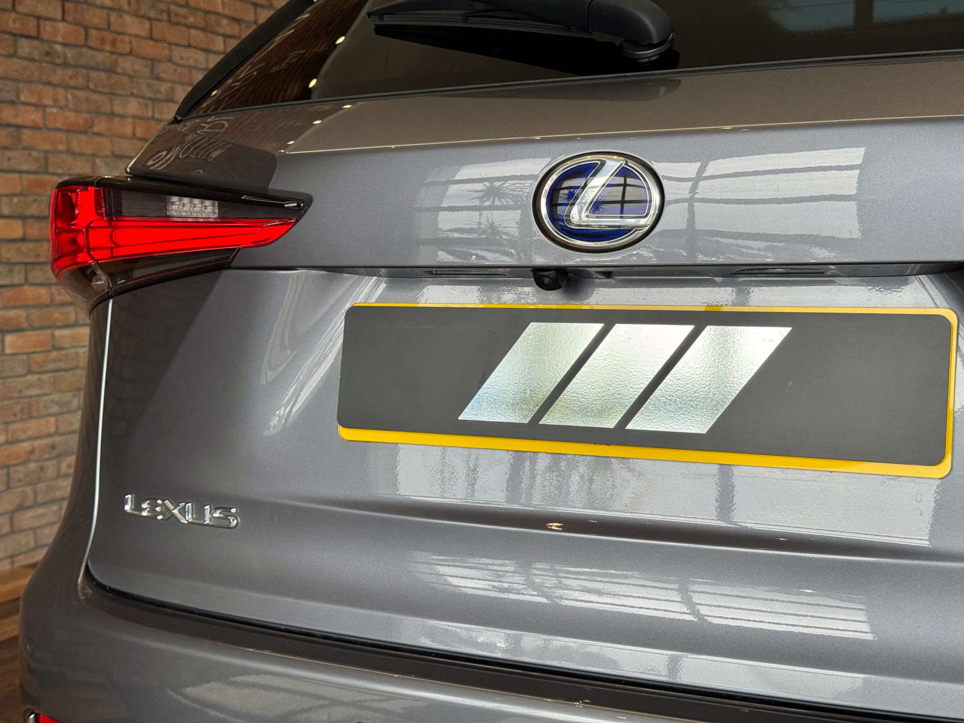 LEXUS NX 2.5 NX 300h CVT 4WD 5dr #24
