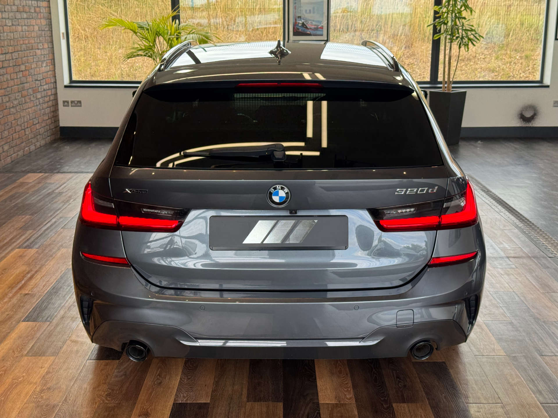 BMW 3 SERIES 2.0 320D xDrive M Sport MHEV Auto 4WD 5dr #8