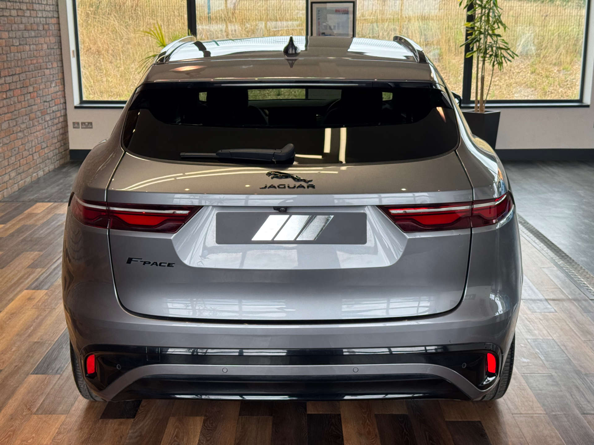 JAGUAR F-PACE 2.0 F-PACE R-Dynamic S D MHEV AWD Auto 4WD 5dr #8