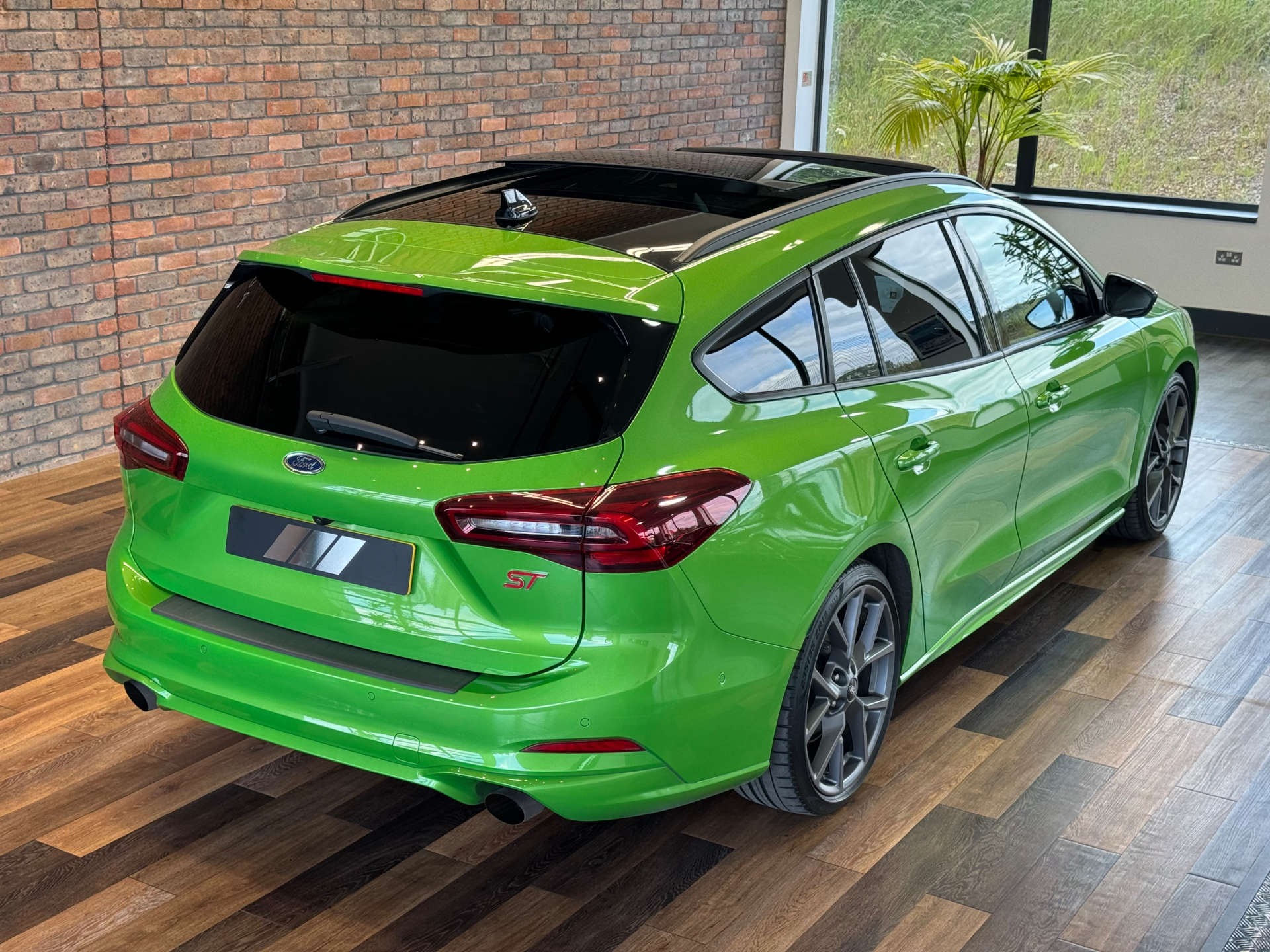 FORD FOCUS 2.3 Focus ST Auto 5dr #7