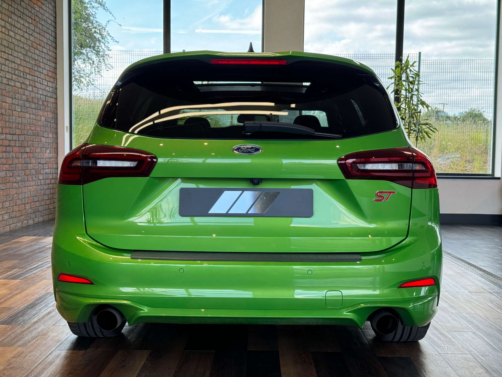 FORD FOCUS 2.3 Focus ST Auto 5dr #8