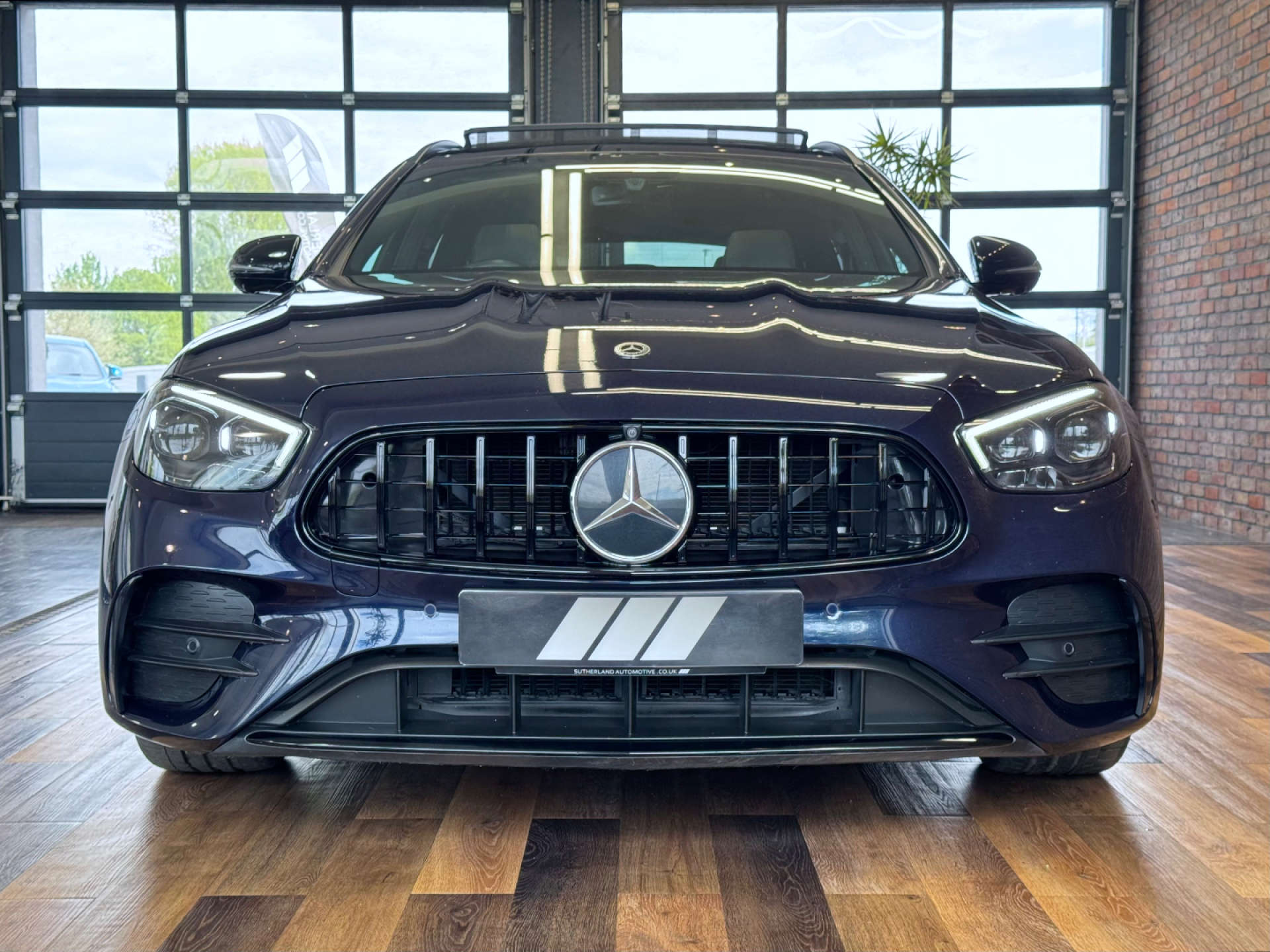 MERCEDES-BENZ E-CLASS 2.0 E 220 AMG Line Night Edition Premium+ D Auto 5dr #8
