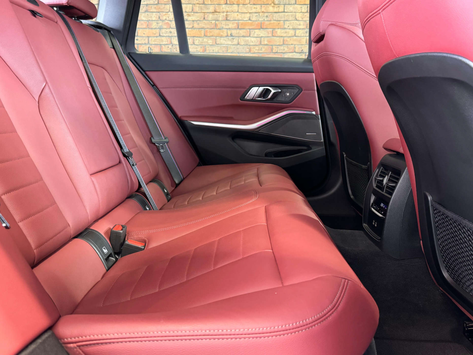 BMW 3 SERIES 2.0 320I M Sport Auto 5dr #37
