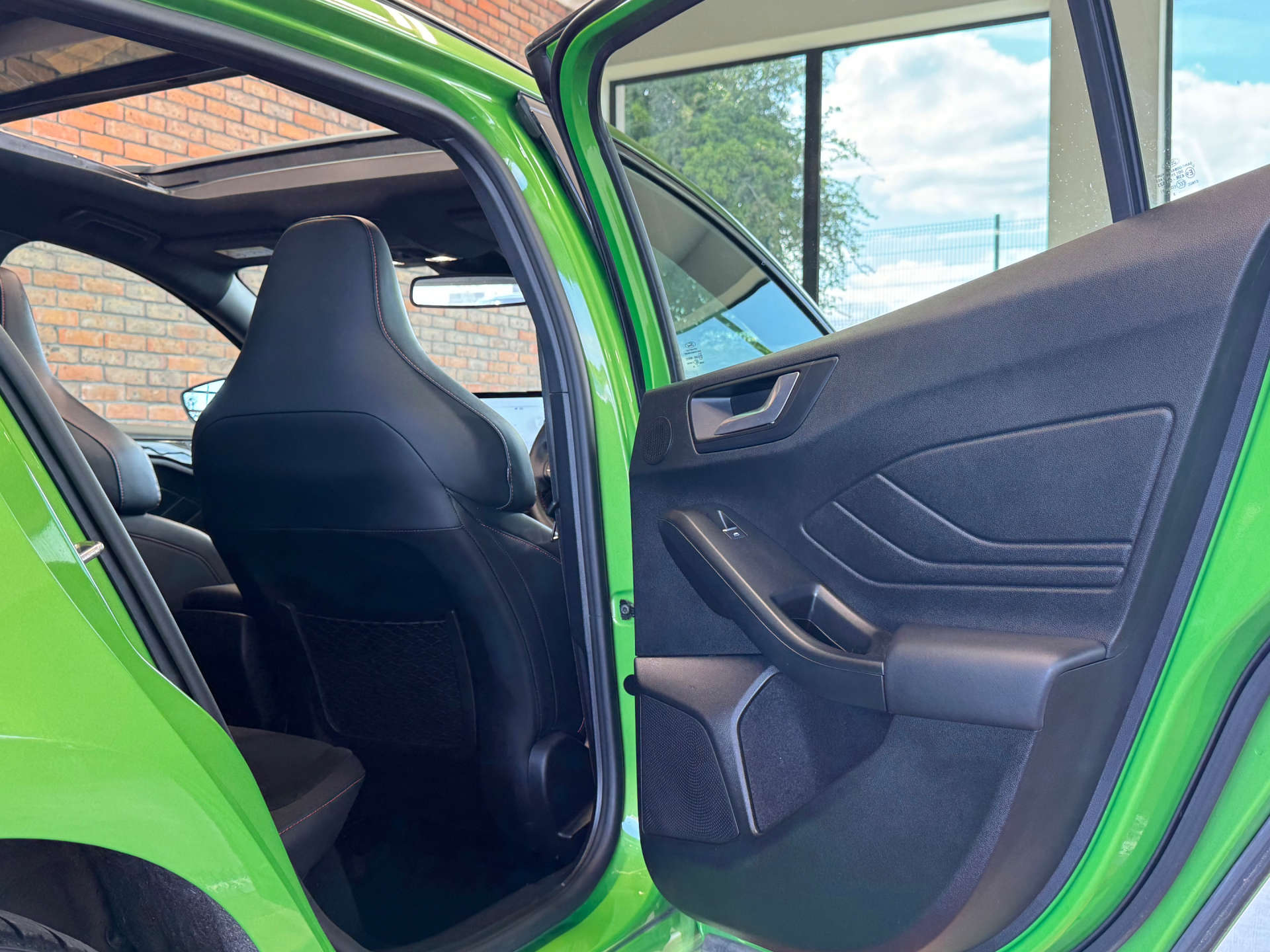 FORD FOCUS 2.3 Focus ST Auto 5dr #32