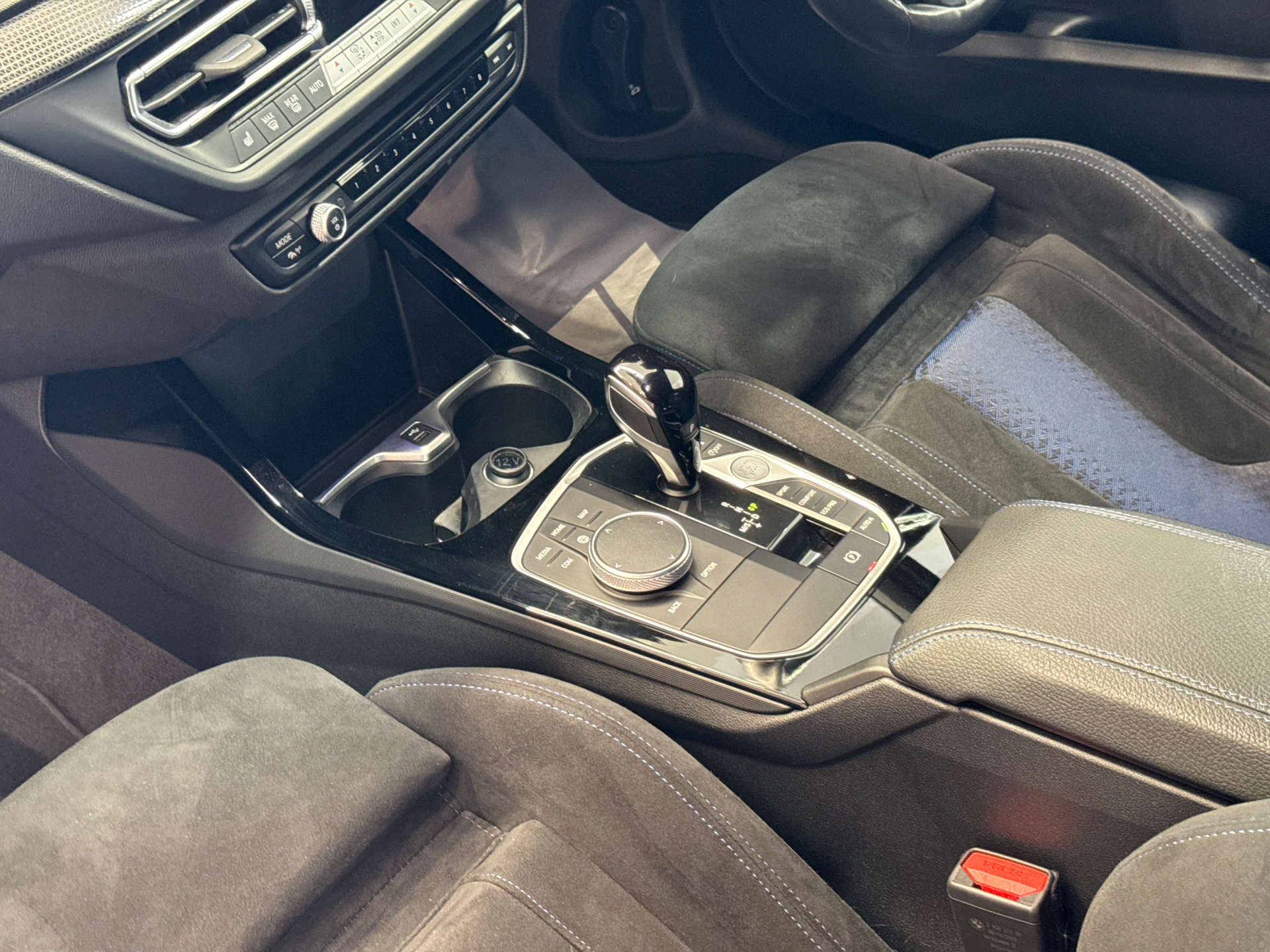 BMW 1 SERIES 2.0 M135i xDrive Auto 4WD 5dr #47