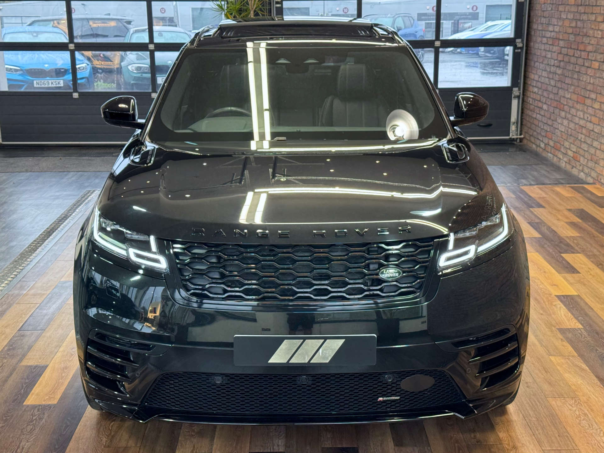 LAND ROVER RANGE ROVER VELAR 2.0 Range Rover Velar Edition D MHEV Auto 4WD 5dr #8