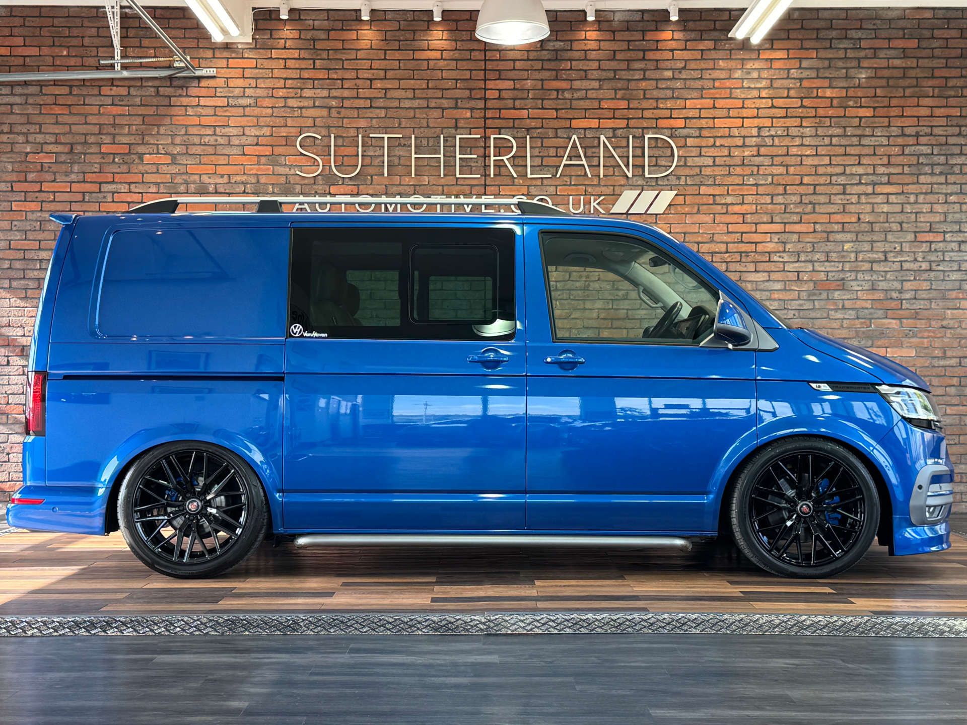 VOLKSWAGEN TRANSPORTER 2.0 Transporter T32 Highline TDI 4Motion Semi-Auto 4WD #2