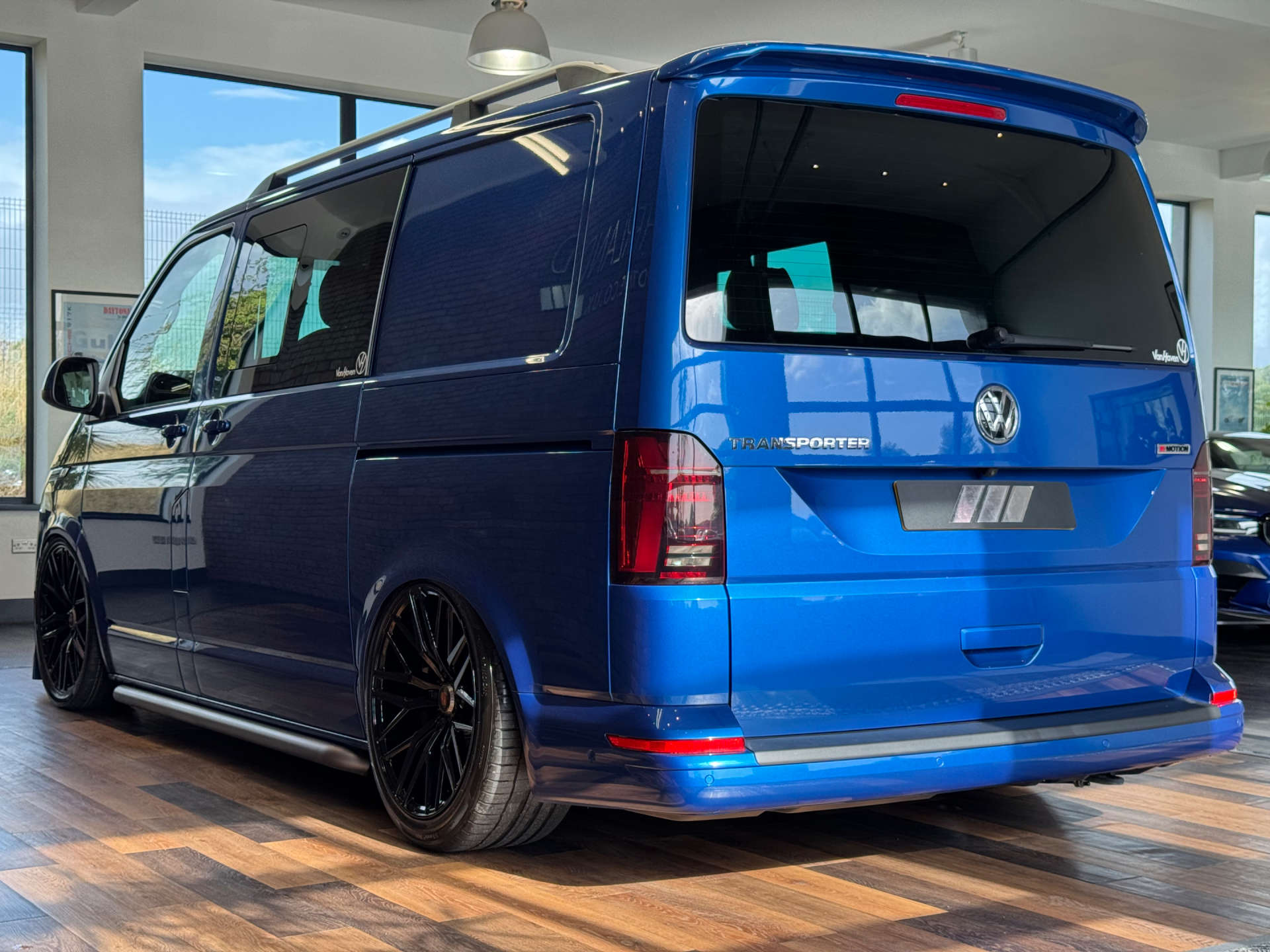 VOLKSWAGEN TRANSPORTER 2.0 Transporter T32 Highline TDI 4Motion Semi-Auto 4WD #9