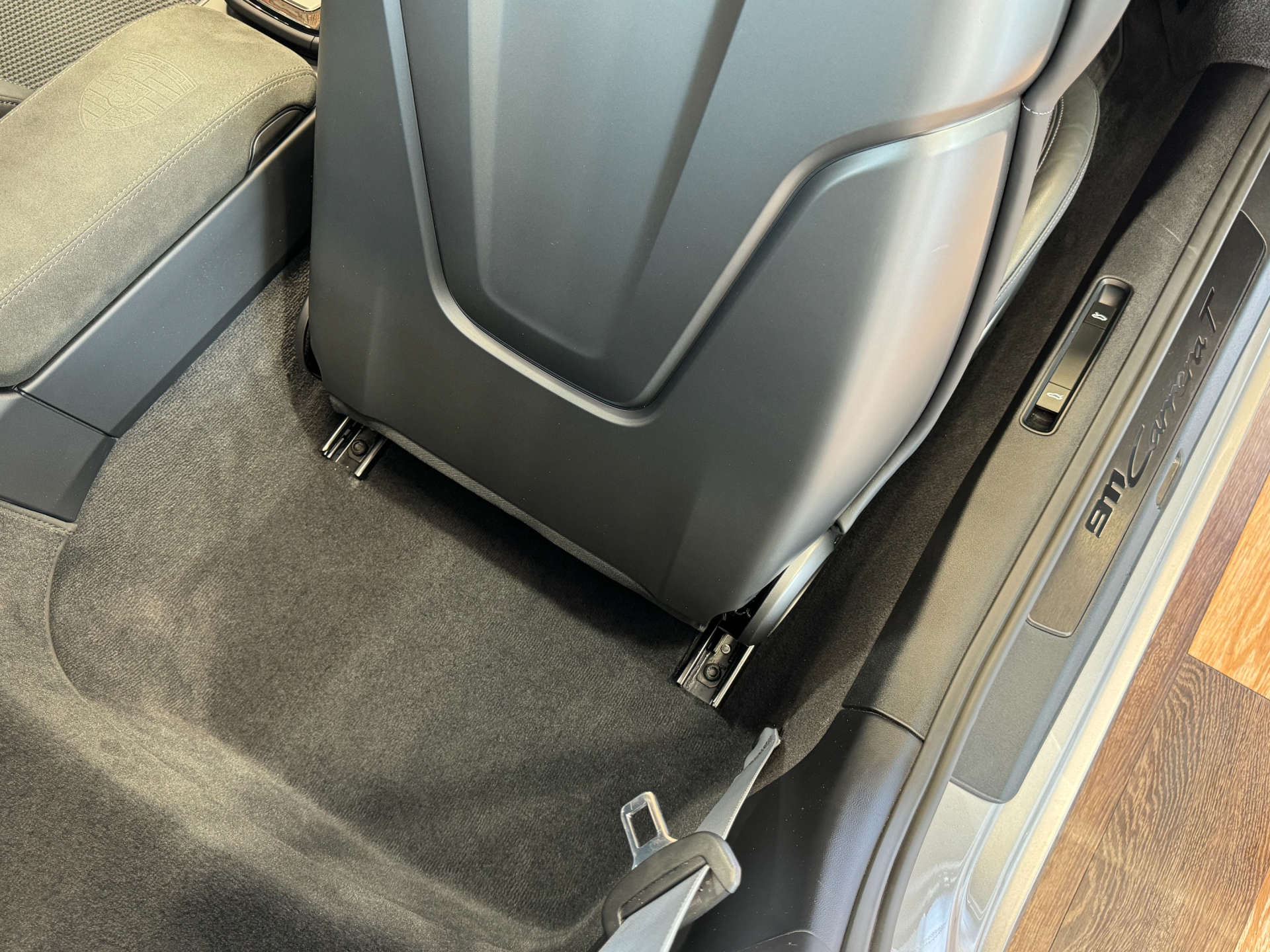 PORSCHE 911 3.0 911 Carrera T Auto 2dr #32