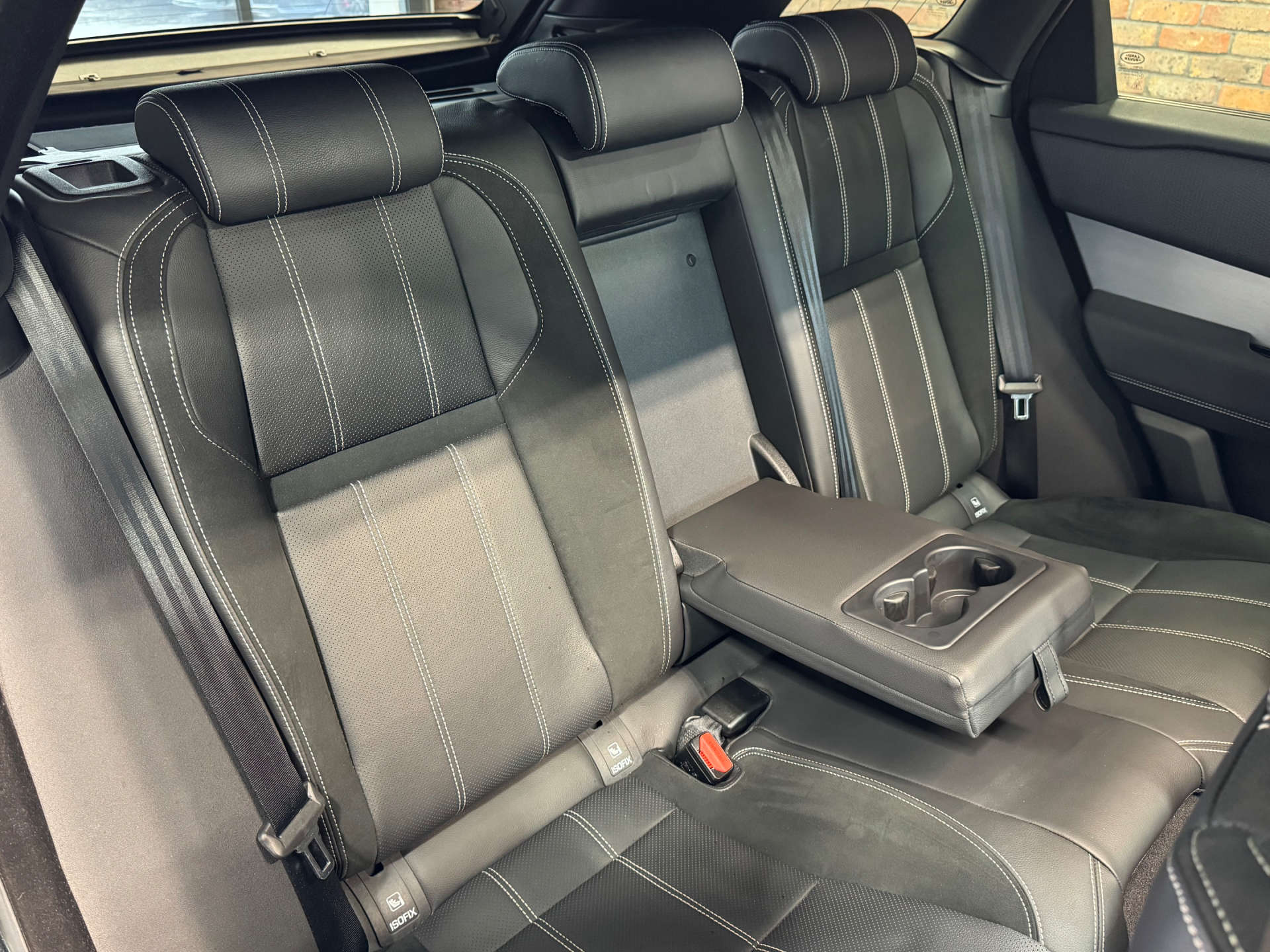 LAND ROVER RANGE ROVER VELAR 2.0 Range Rover Velar Edition D MHEV Auto 4WD 5dr #23