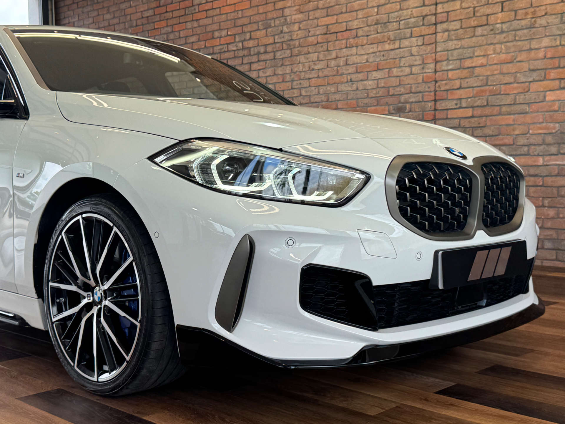 BMW 1 SERIES 2.0 M135i xDrive Auto 4WD 5dr #12