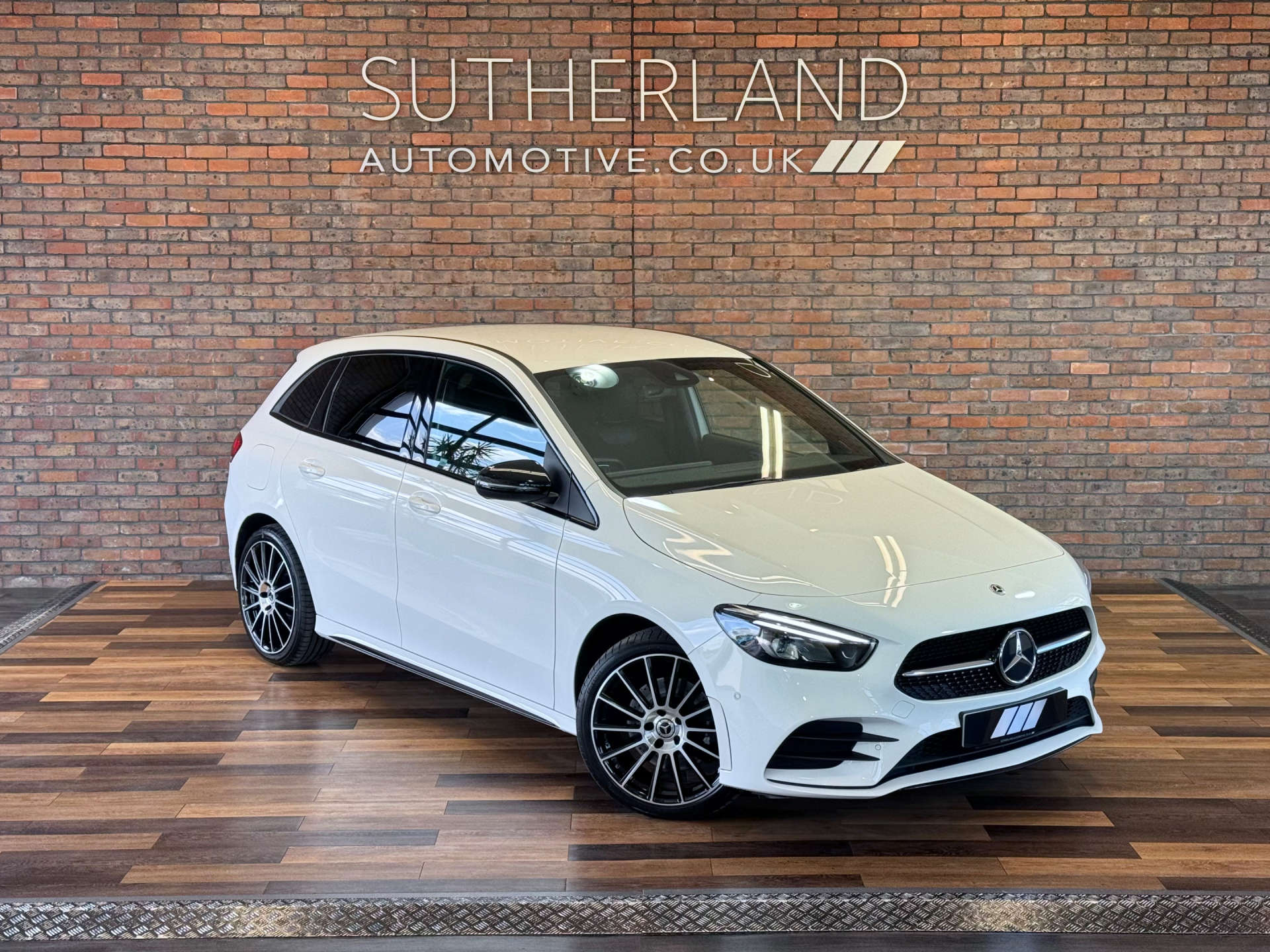 MERCEDES-BENZ B-CLASS 1.3 B 250 AMG Line Edition Executive E Auto 5dr #1
