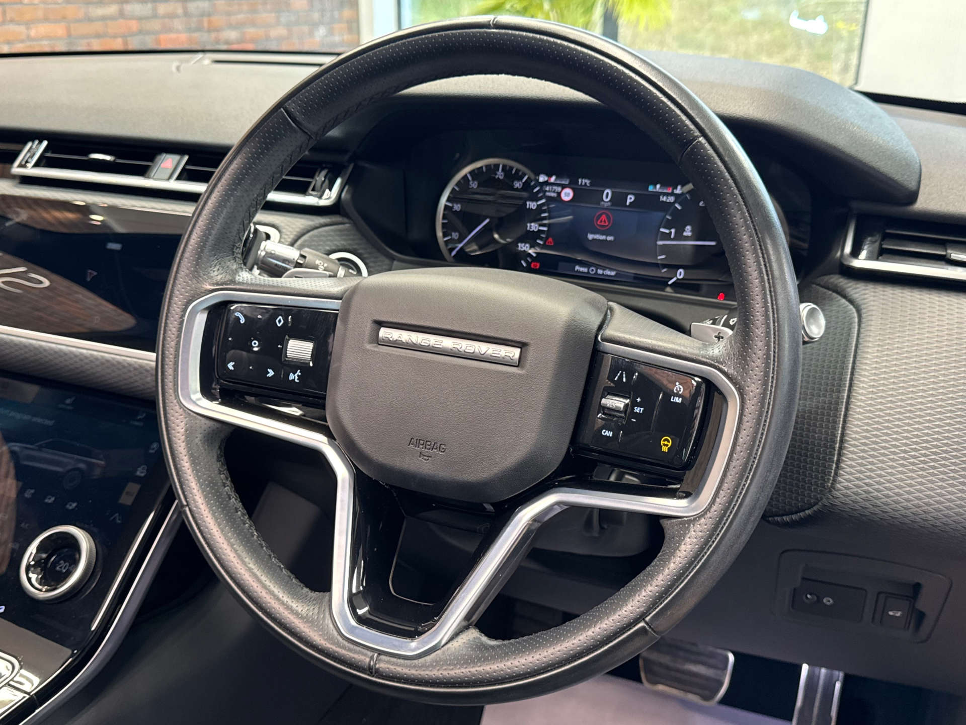 LAND ROVER RANGE ROVER VELAR 2.0 Range Rover Velar Edition D MHEV Auto 4WD 5dr #52
