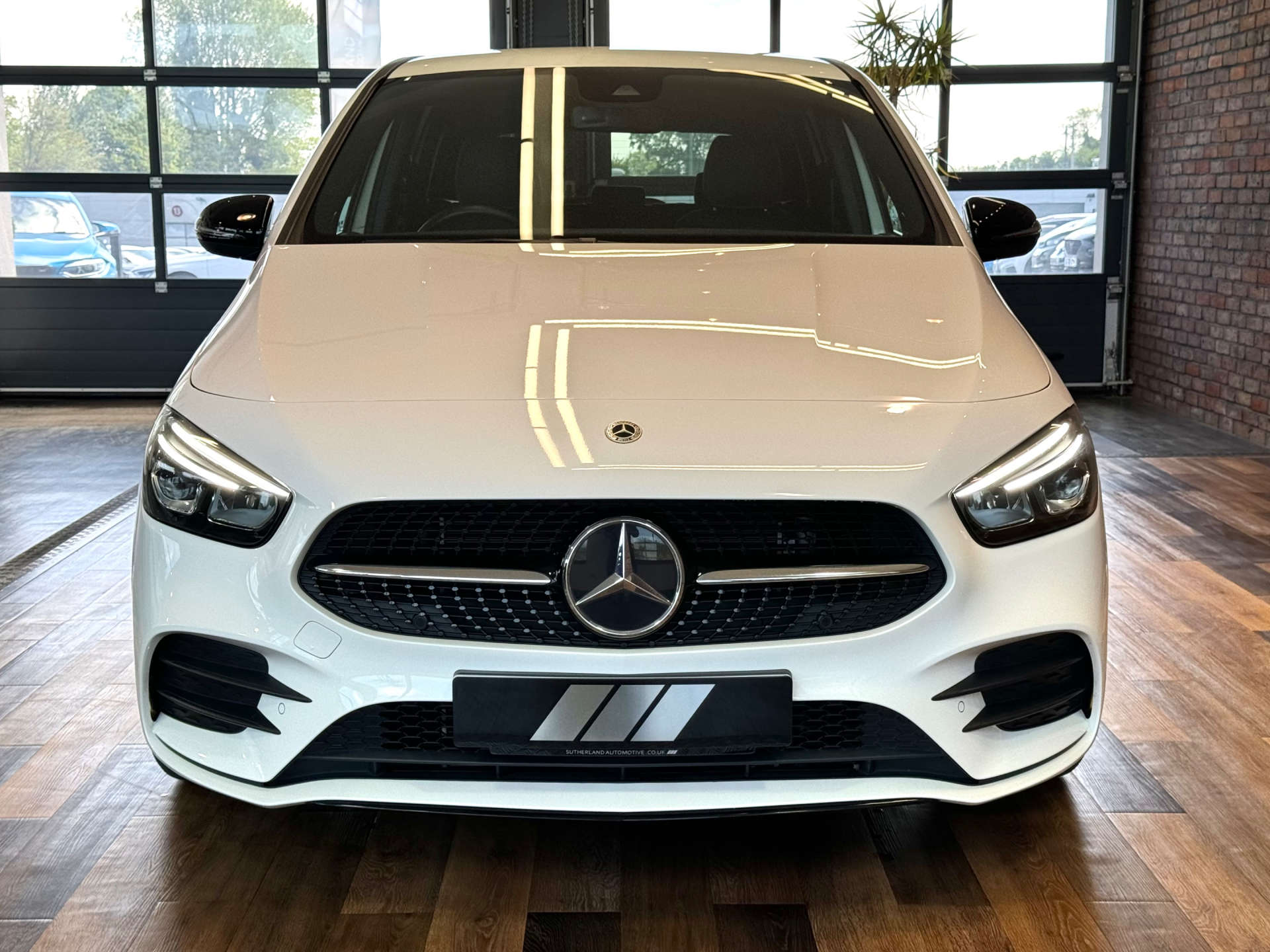MERCEDES-BENZ B-CLASS 1.3 B 250 AMG Line Edition Executive E Auto 5dr #10
