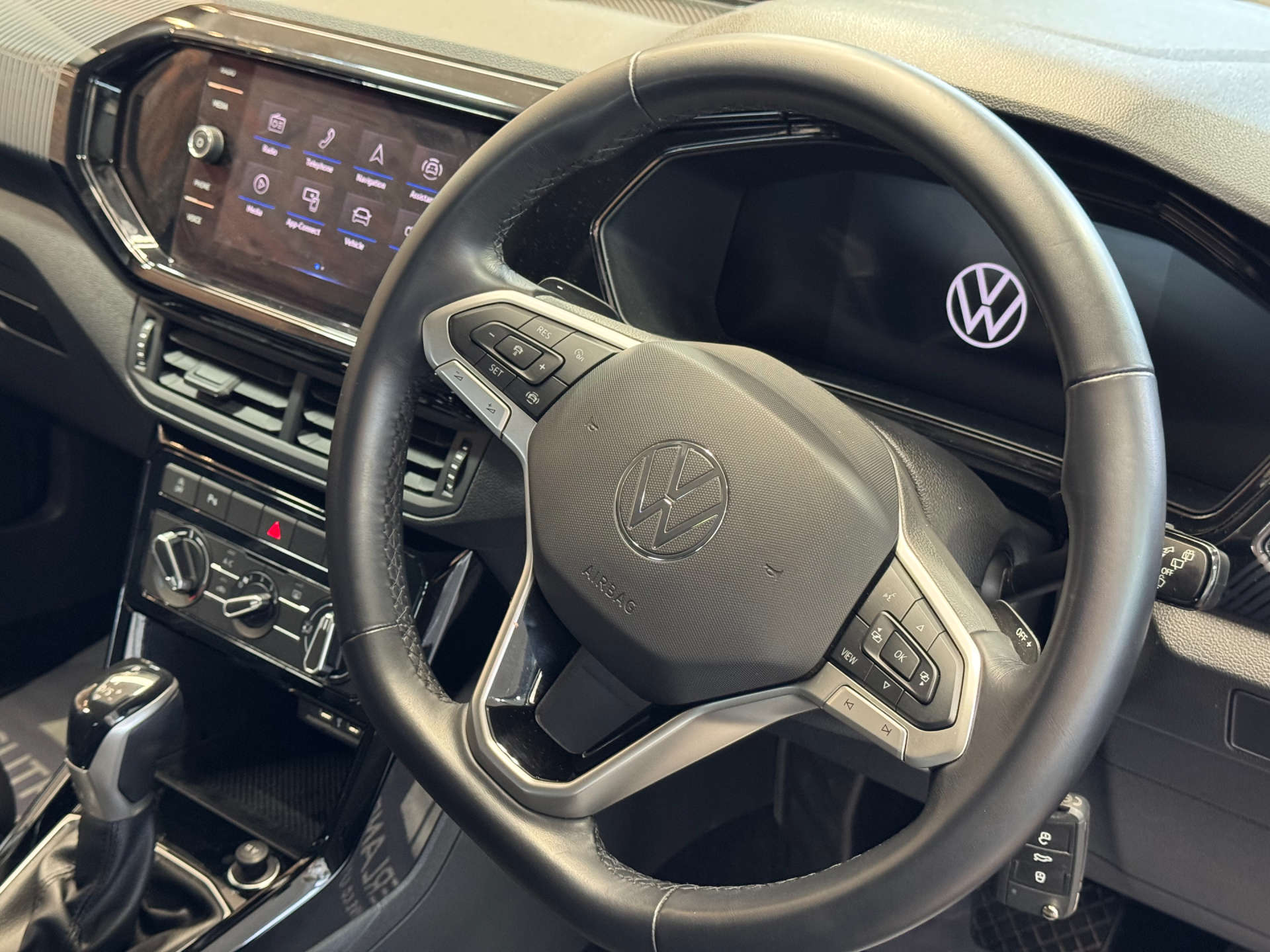 VOLKSWAGEN T-CROSS 1.0 T-Cross Black Edition TSi Semi-Auto 5dr #32