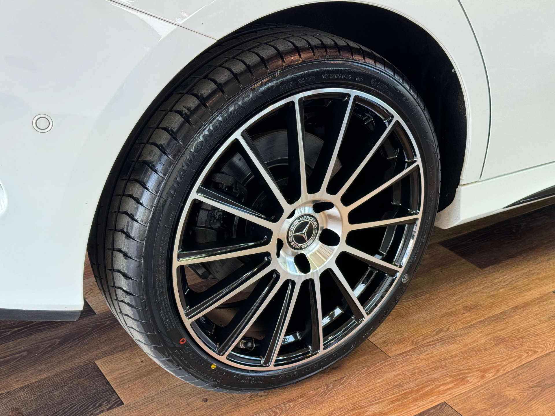 MERCEDES-BENZ B-CLASS 1.3 B 250 AMG Line Edition Executive E Auto 5dr #17