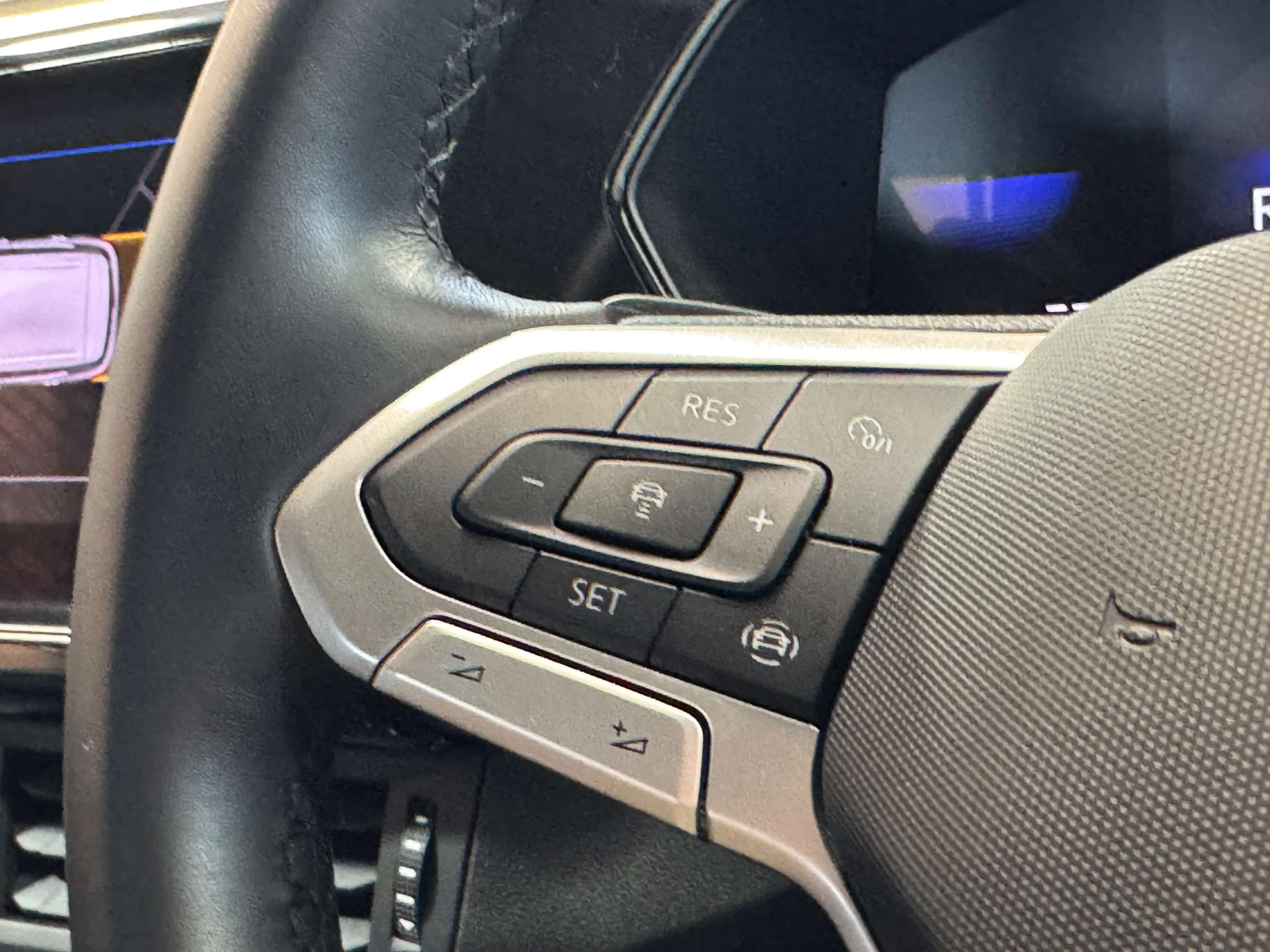 VOLKSWAGEN T-CROSS 1.0 T-Cross Black Edition TSi Semi-Auto 5dr #38