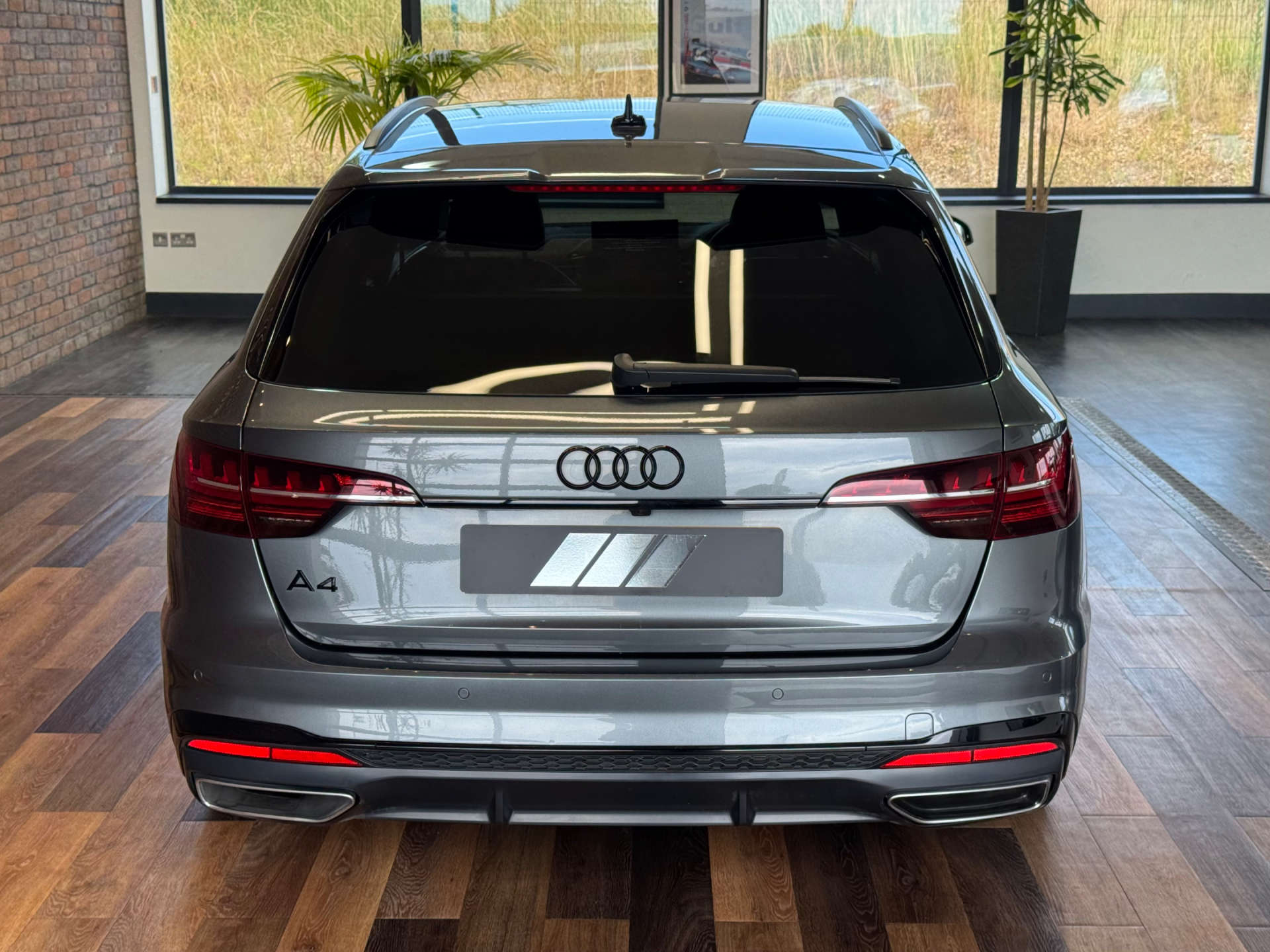 AUDI A4 2.0 A4 Black Edition 35 TDI MHEV Semi-Auto 5dr #8