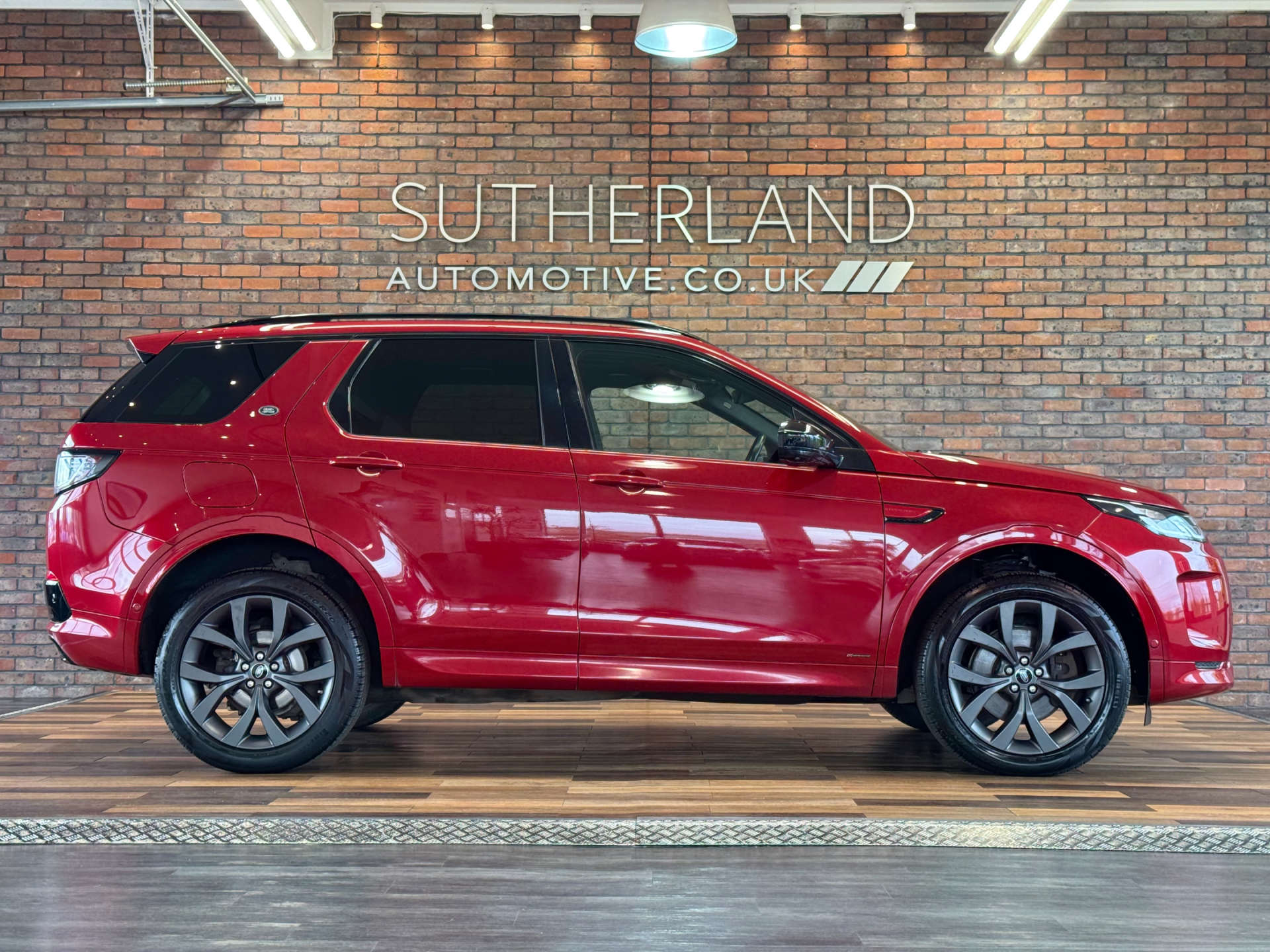 LAND ROVER DISCOVERY SPORT 2.0 Discovery Sport R-Dynamic S+ MHEV Auto 4WD 5dr #2