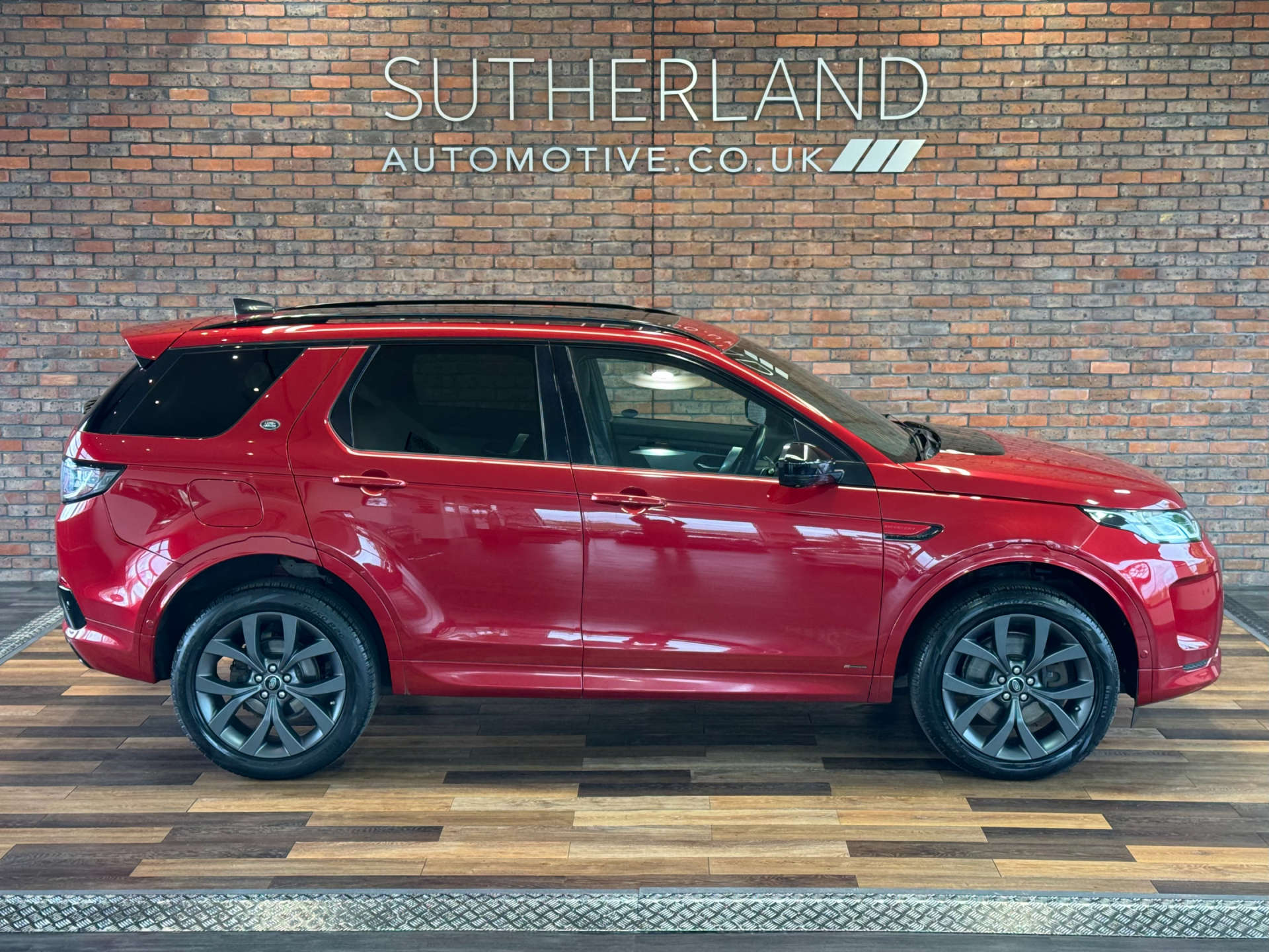 LAND ROVER DISCOVERY SPORT 2.0 Discovery Sport R-Dynamic S+ MHEV Auto 4WD 5dr #3