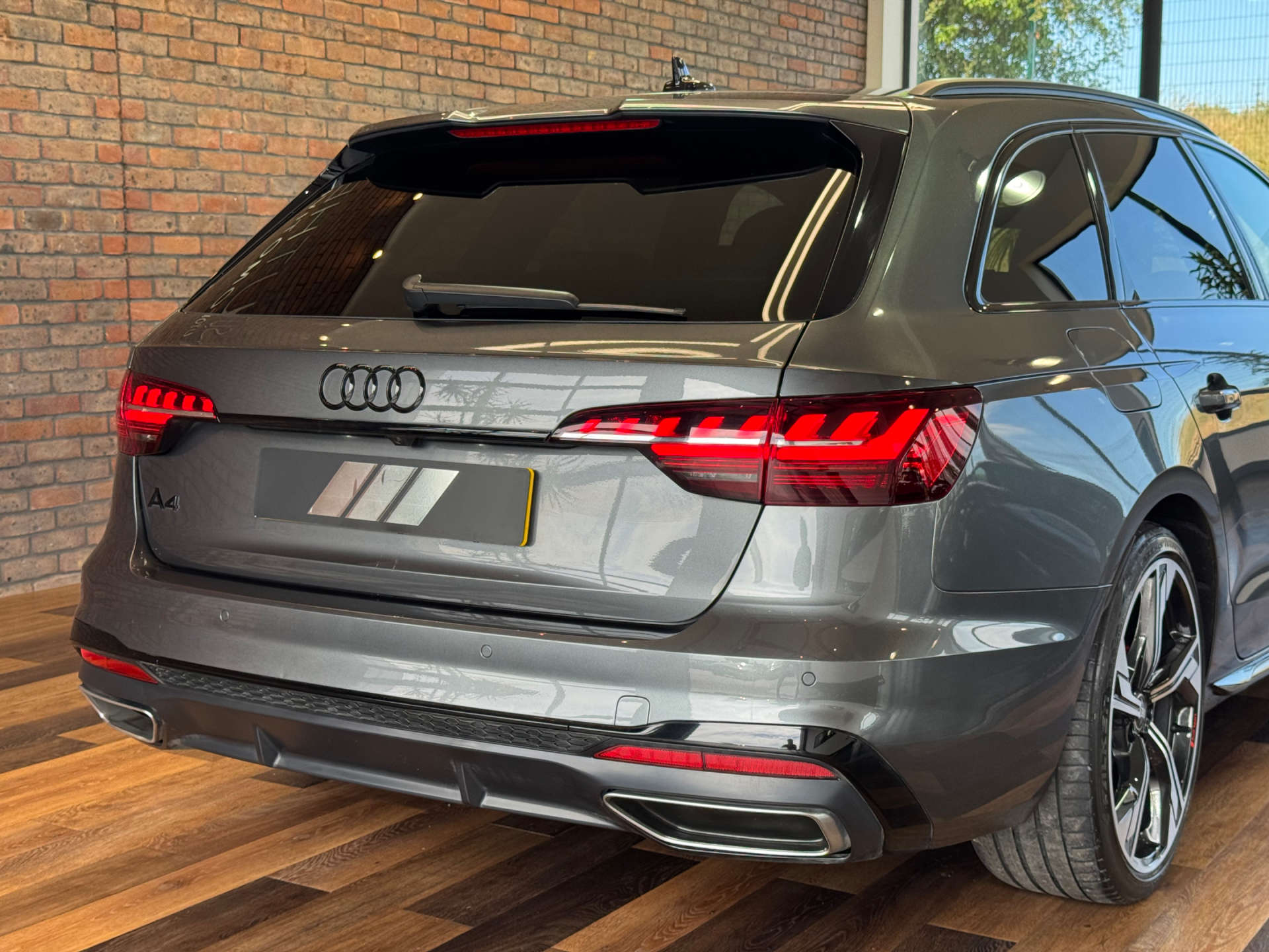 AUDI A4 2.0 A4 Black Edition 35 TDI MHEV Semi-Auto 5dr #17