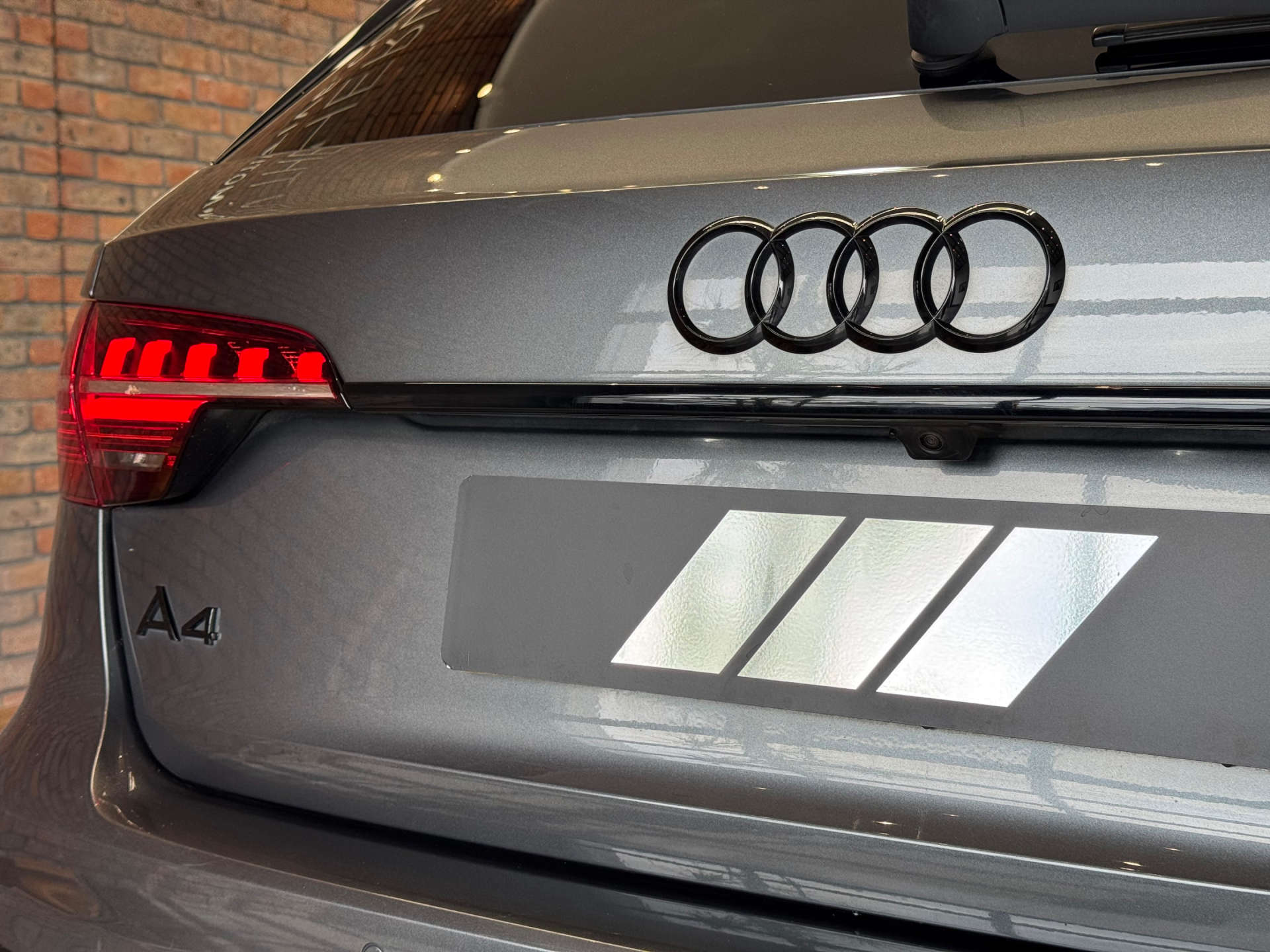 AUDI A4 2.0 A4 Black Edition 35 TDI MHEV Semi-Auto 5dr #18