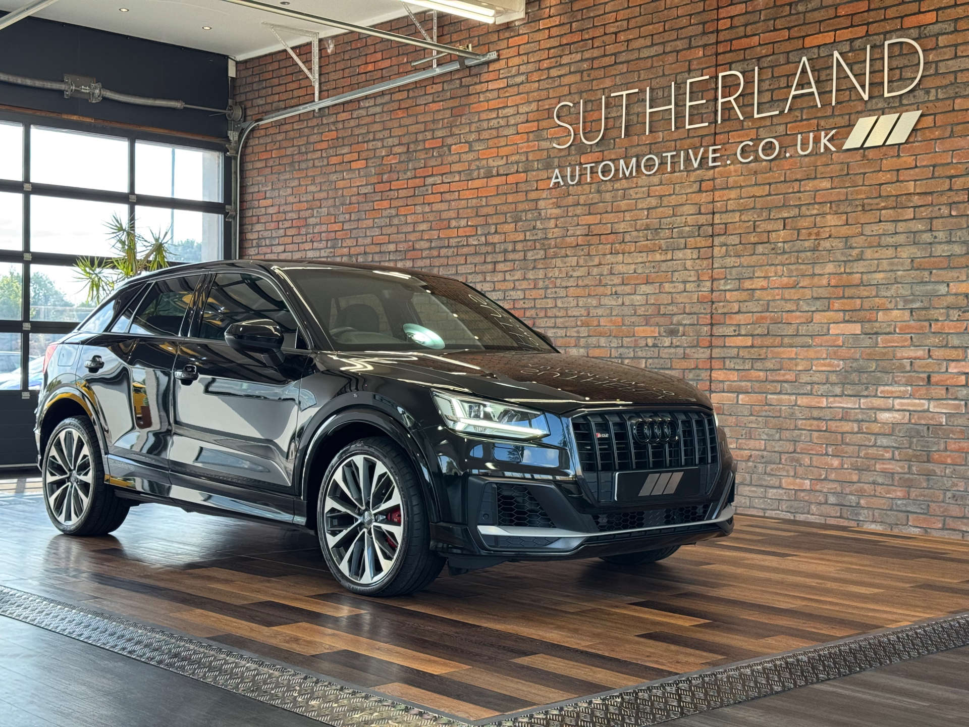 AUDI Q2 2.0 SQ2 Black Edition TFSI Quattro Semi-Auto 4WD 5dr #4