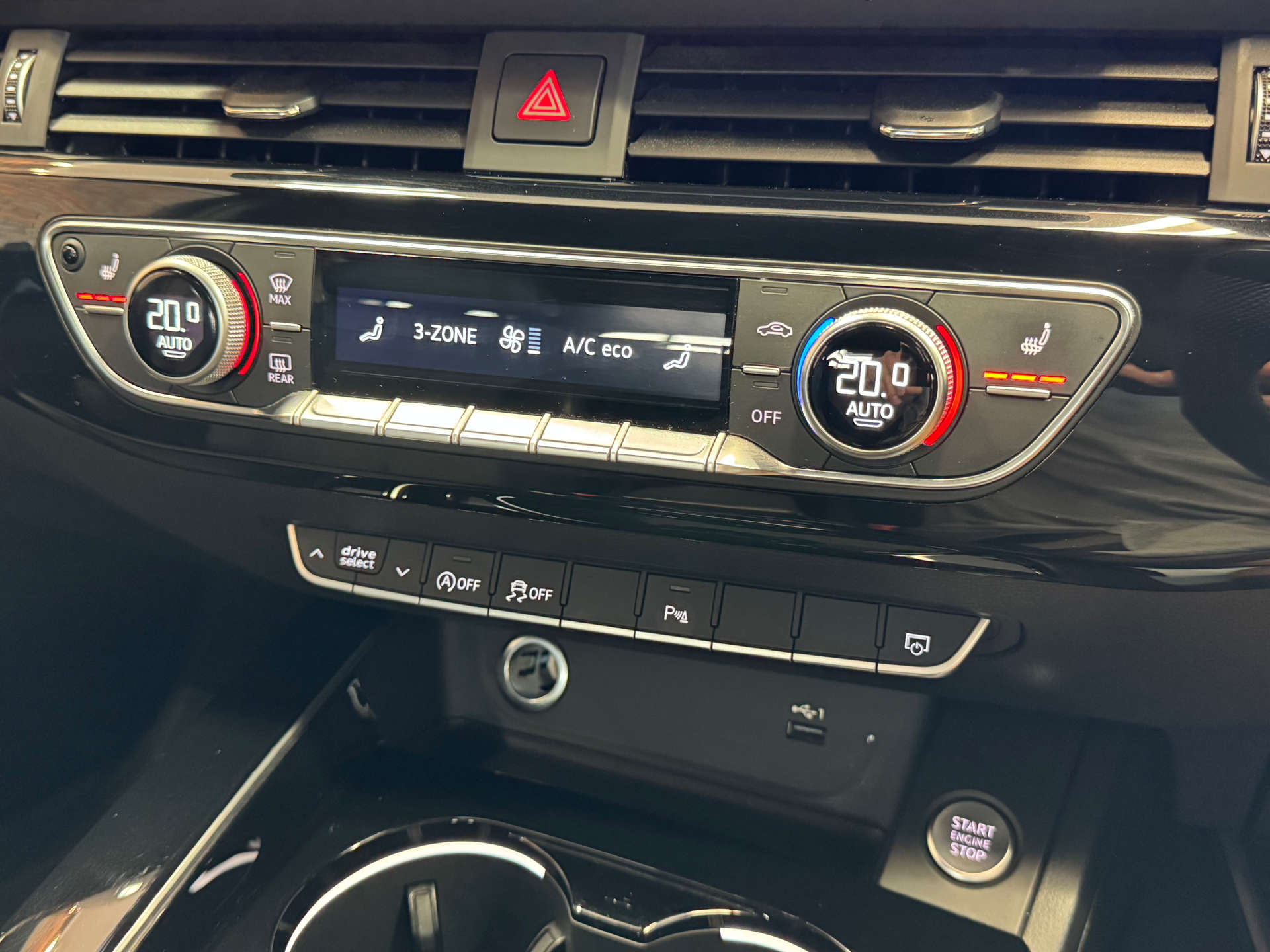 AUDI A4 2.0 A4 Black Edition 35 TDI MHEV Semi-Auto 5dr #39