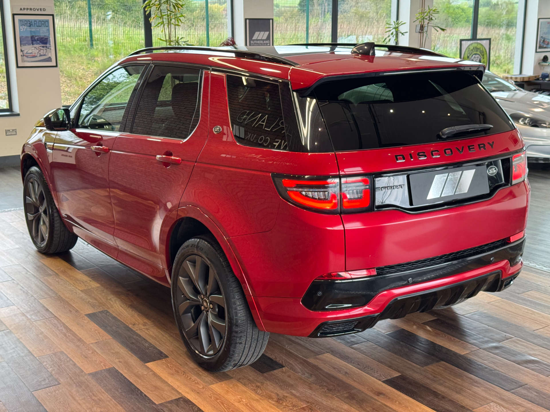 LAND ROVER DISCOVERY SPORT 2.0 Discovery Sport R-Dynamic S+ MHEV Auto 4WD 5dr #6