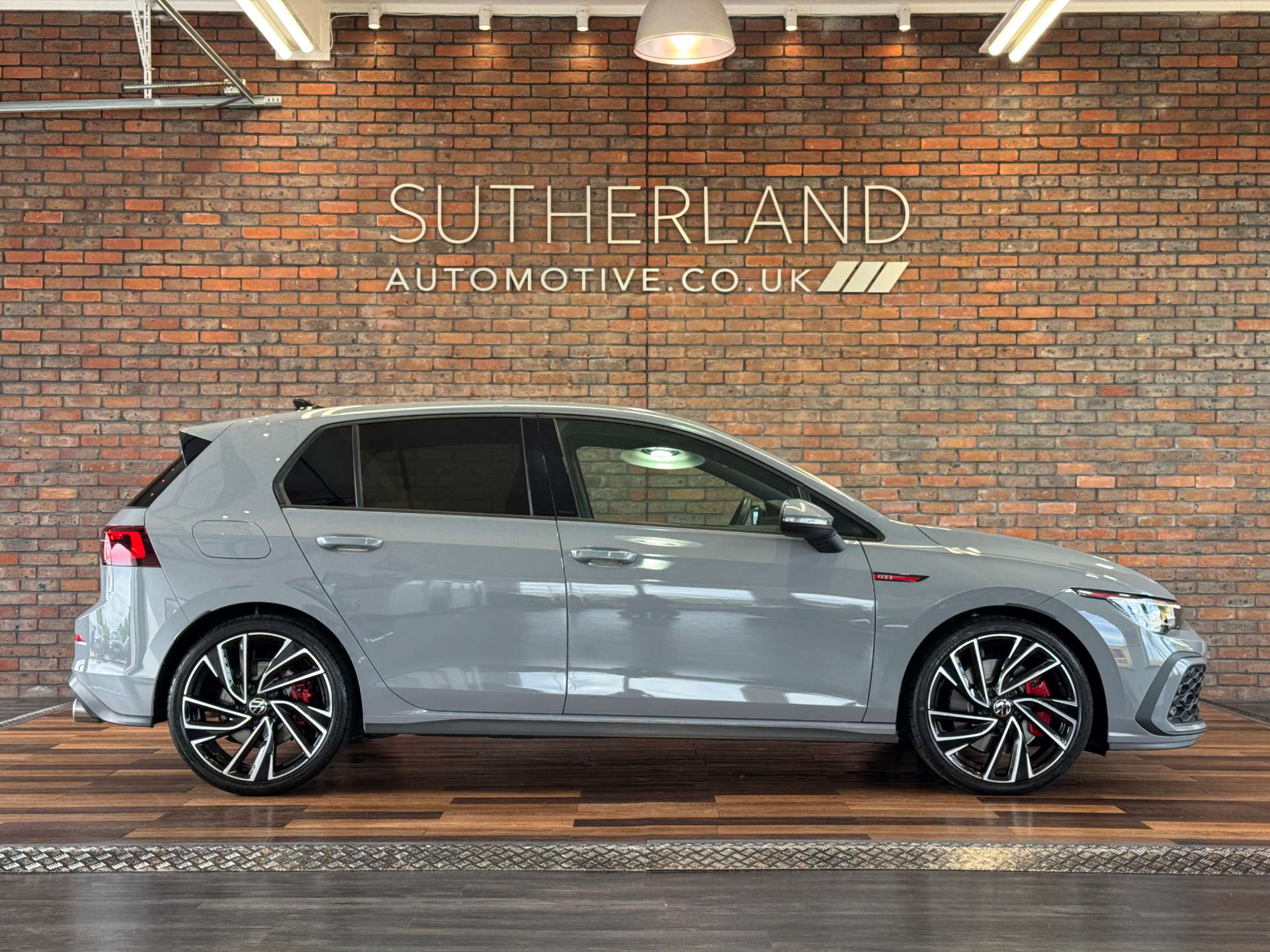 VOLKSWAGEN GOLF 2.0 Golf GTi TSi Semi-Auto 5dr #2