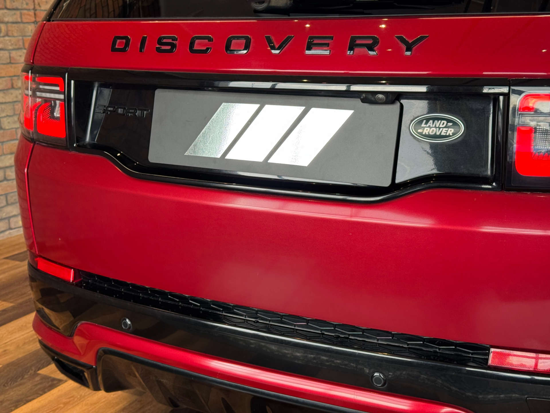 LAND ROVER DISCOVERY SPORT 2.0 Discovery Sport R-Dynamic S+ MHEV Auto 4WD 5dr #15