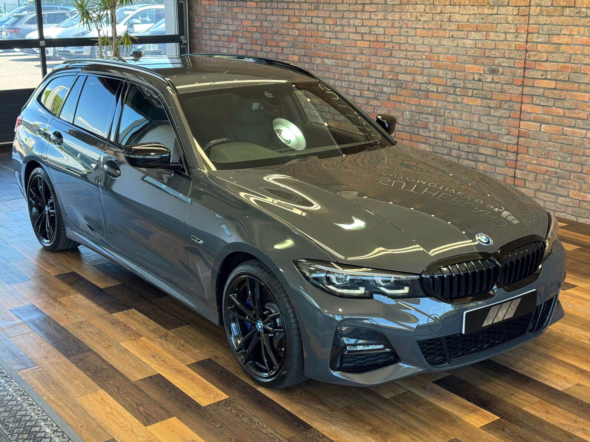 BMW 3 SERIES 2.0 330e M Sport Professional Edition Auto 5dr #5