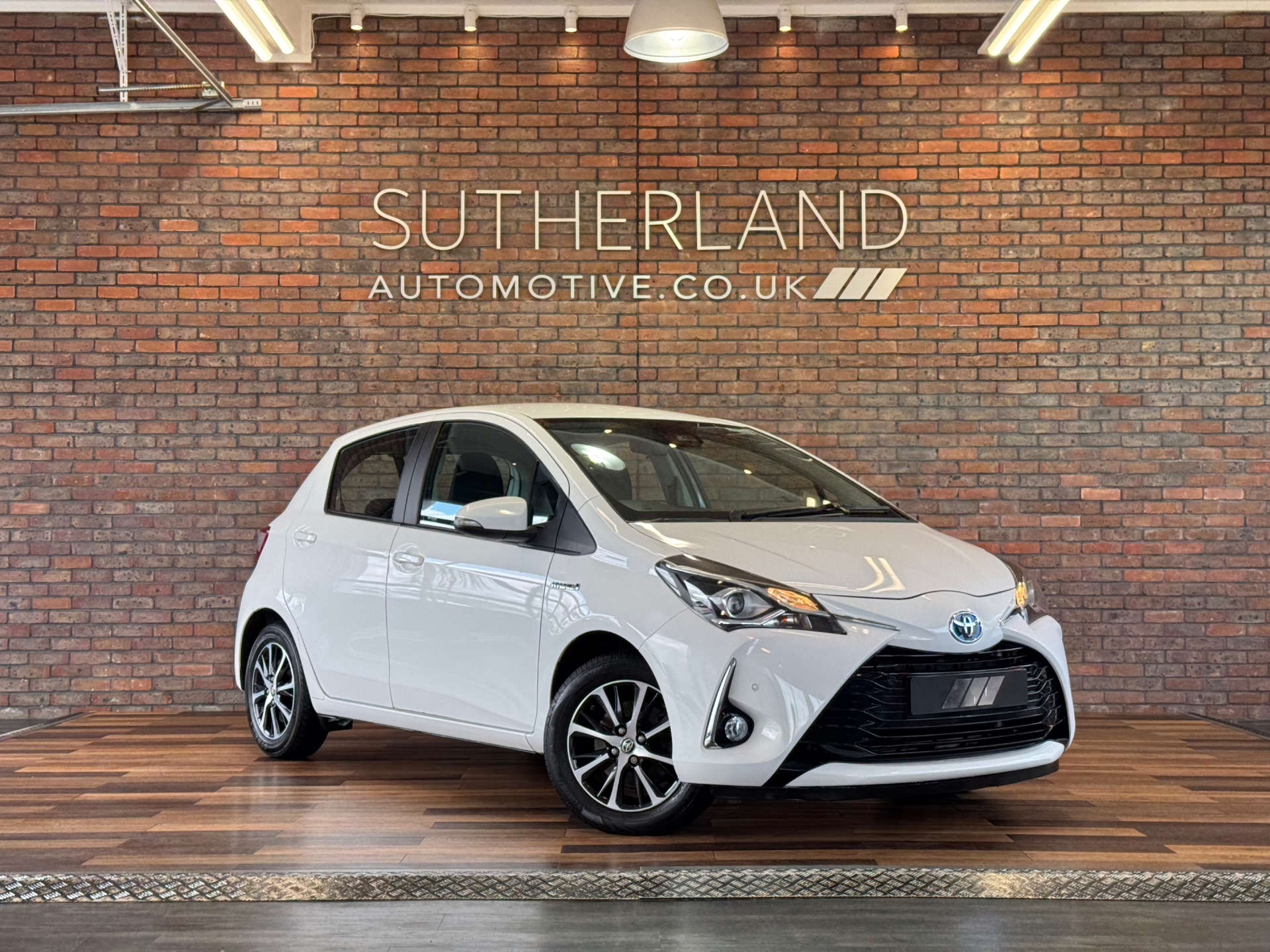 TOYOTA YARIS 1.5 Yaris Icon Tech VVT-i HEV CVT 5dr #0