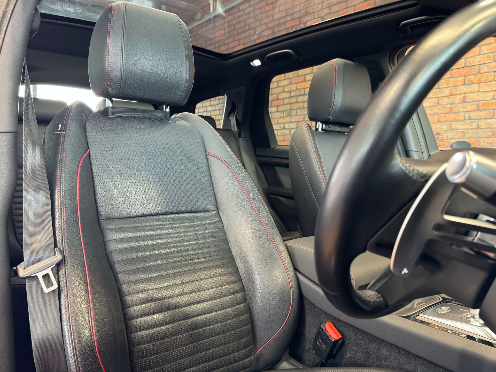 LAND ROVER DISCOVERY SPORT 2.0 Discovery Sport R-Dynamic S+ MHEV Auto 4WD 5dr #22