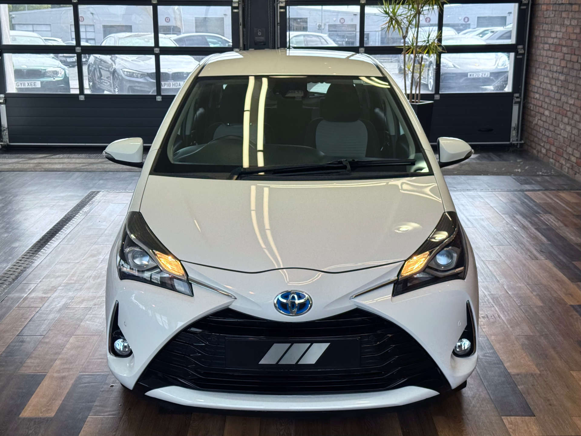 TOYOTA YARIS 1.5 Yaris Icon Tech VVT-i HEV CVT 5dr #10