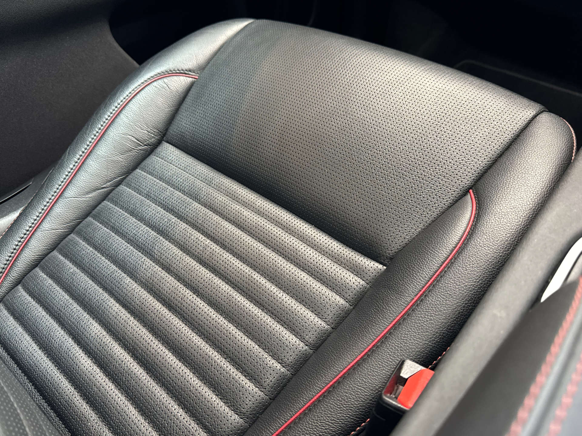 LAND ROVER DISCOVERY SPORT 2.0 Discovery Sport R-Dynamic S+ MHEV Auto 4WD 5dr #35